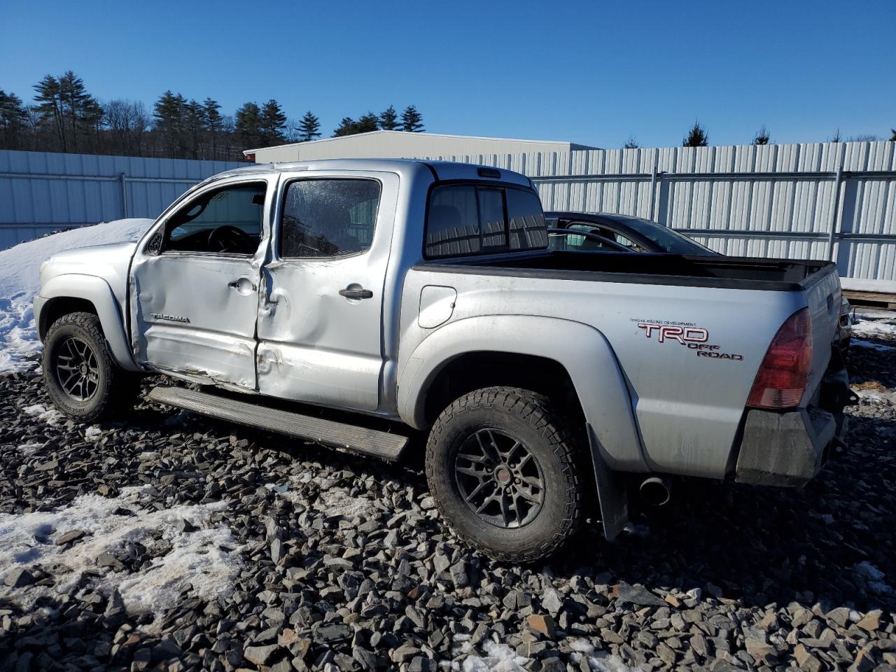 Photo 1 VIN: 5TELU42N17Z424363 - TOYOTA TACOMA 