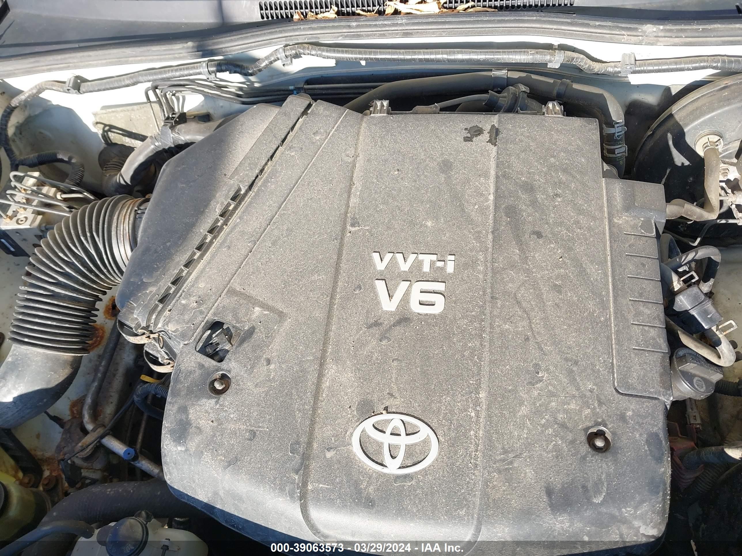 Photo 9 VIN: 5TELU42N18Z588102 - TOYOTA TACOMA 