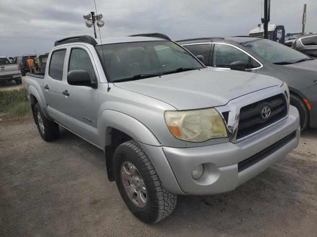 Photo 3 VIN: 5TELU42N25Z091619 - TOYOTA TACOMA DOU 