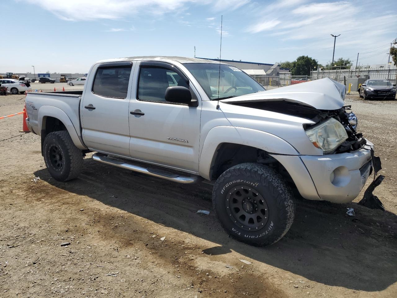 Photo 3 VIN: 5TELU42N26Z177868 - TOYOTA TACOMA 