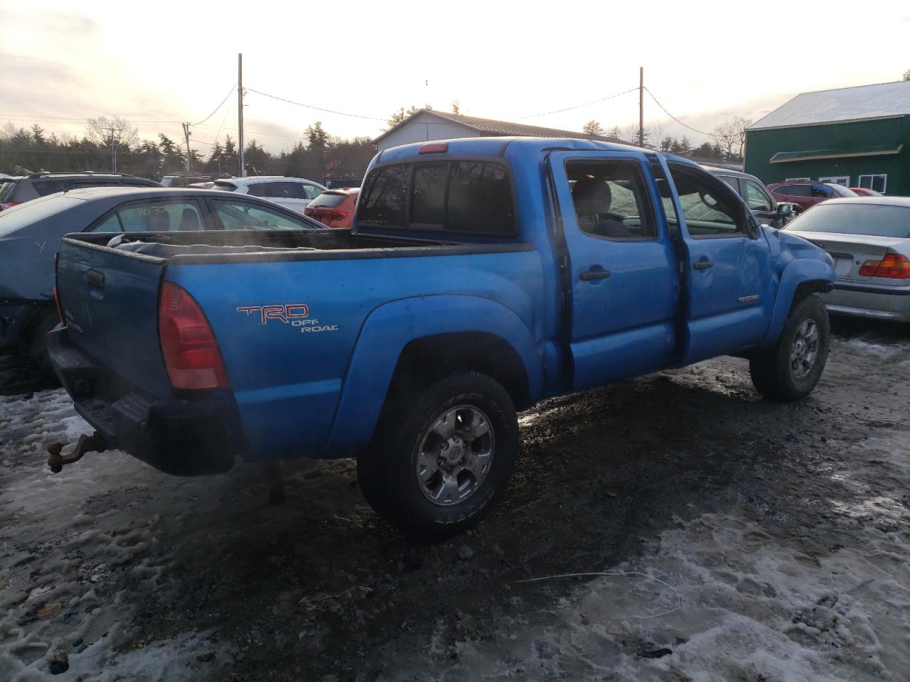 Photo 2 VIN: 5TELU42N28Z470110 - TOYOTA TACOMA 