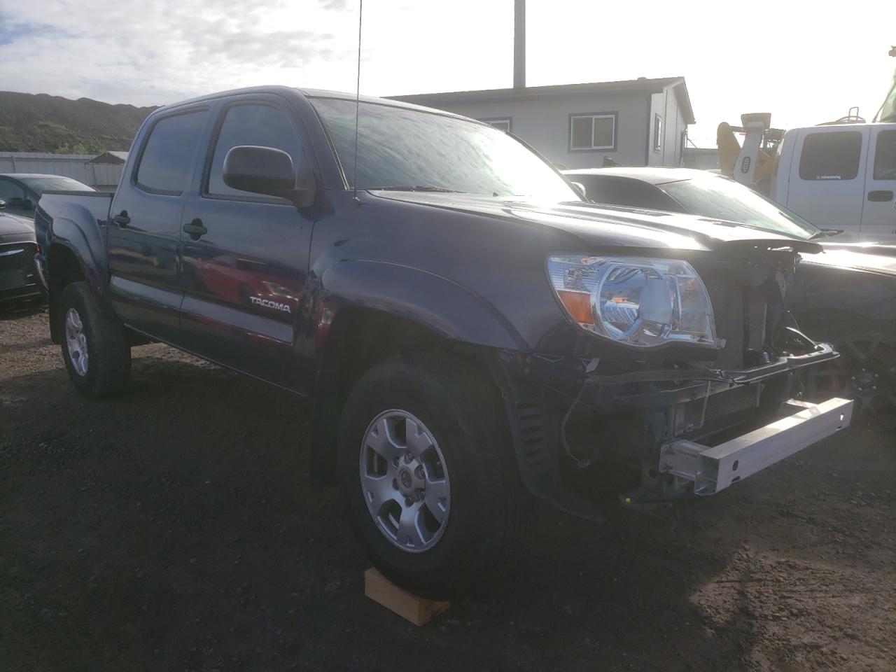 Photo 3 VIN: 5TELU42N28Z476103 - TOYOTA TACOMA 