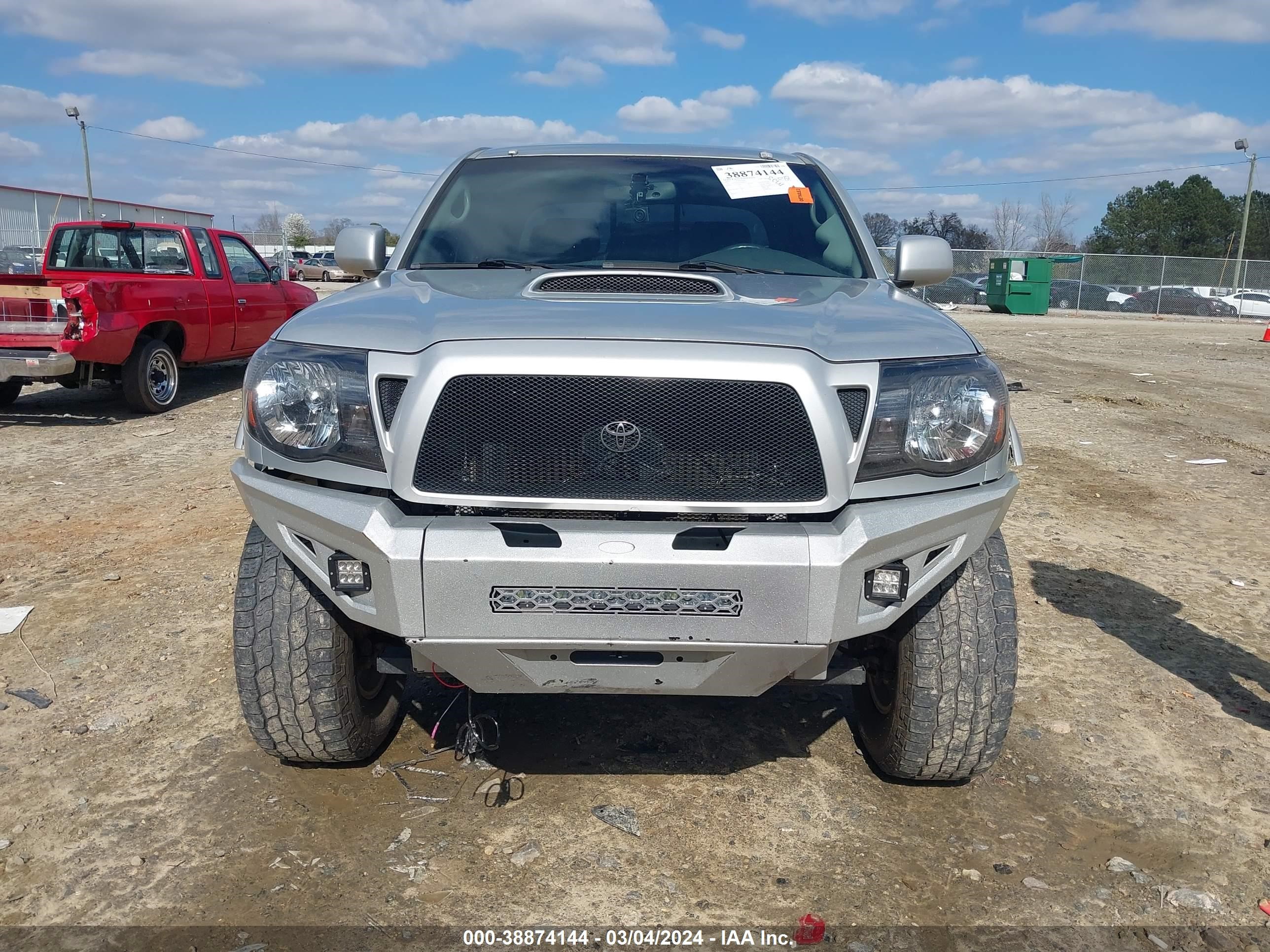 Photo 11 VIN: 5TELU42N35Z096652 - TOYOTA TACOMA 