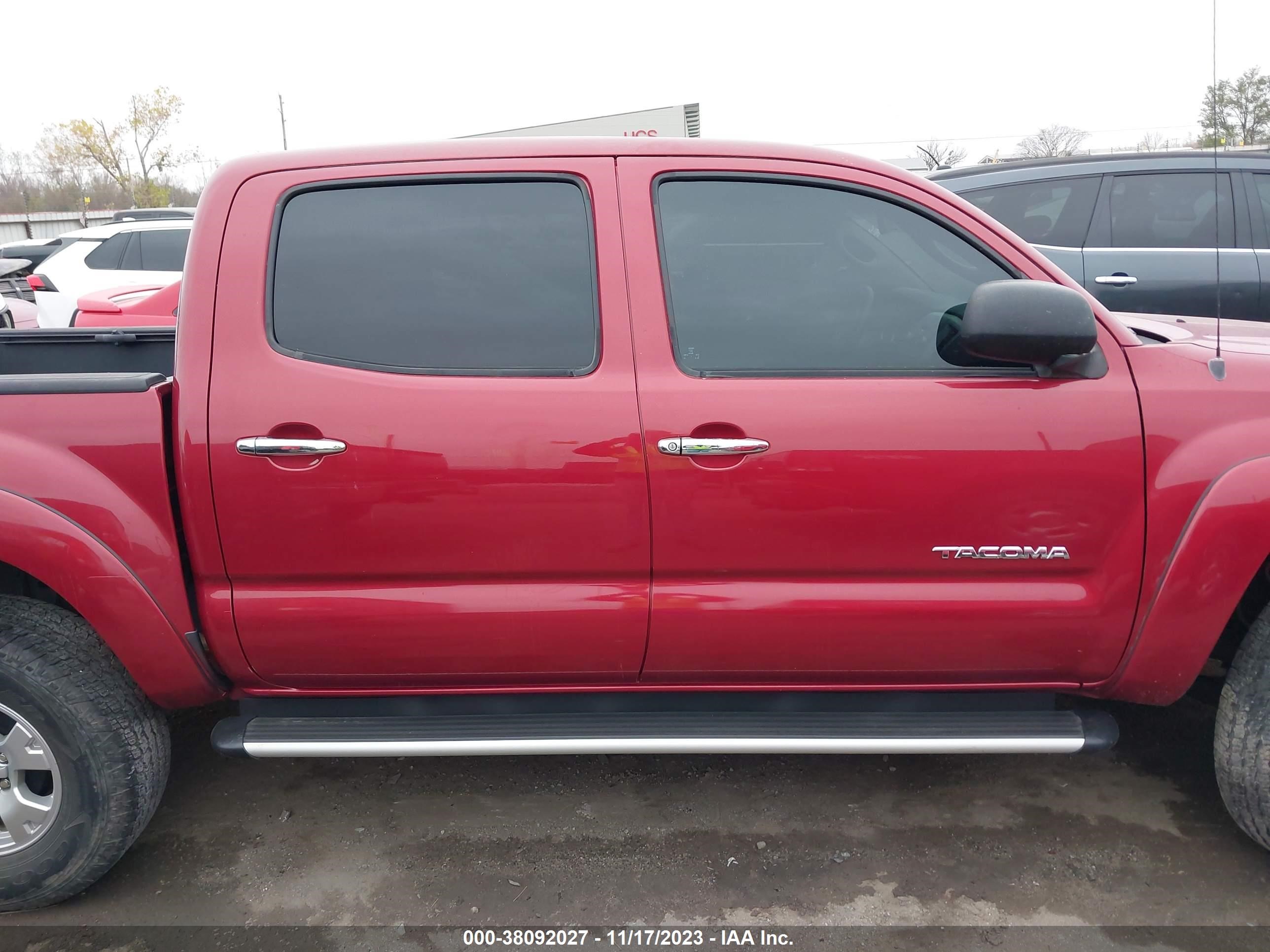 Photo 12 VIN: 5TELU42N36Z268325 - TOYOTA TACOMA 