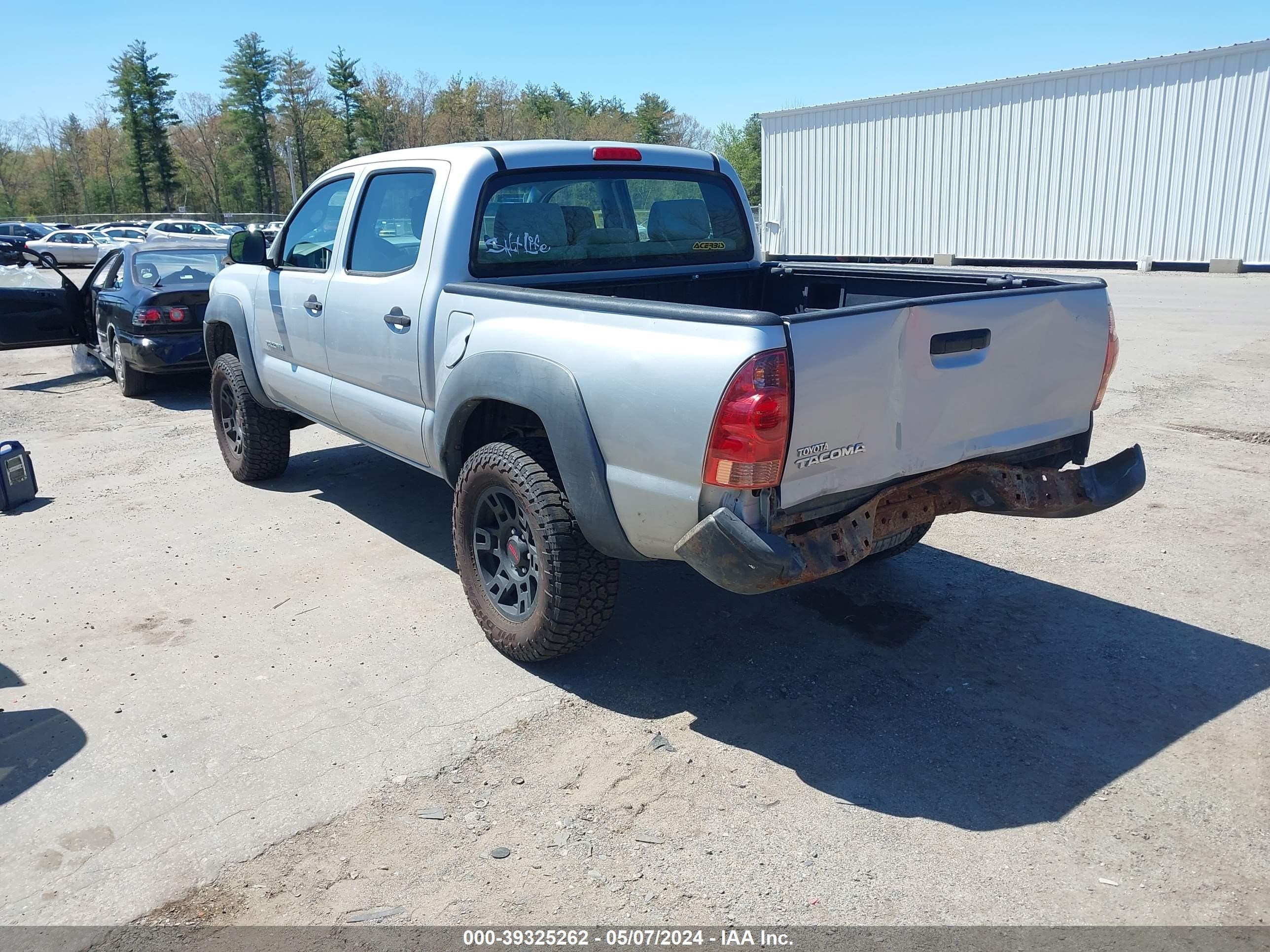 Photo 2 VIN: 5TELU42N37Z344921 - TOYOTA TACOMA 