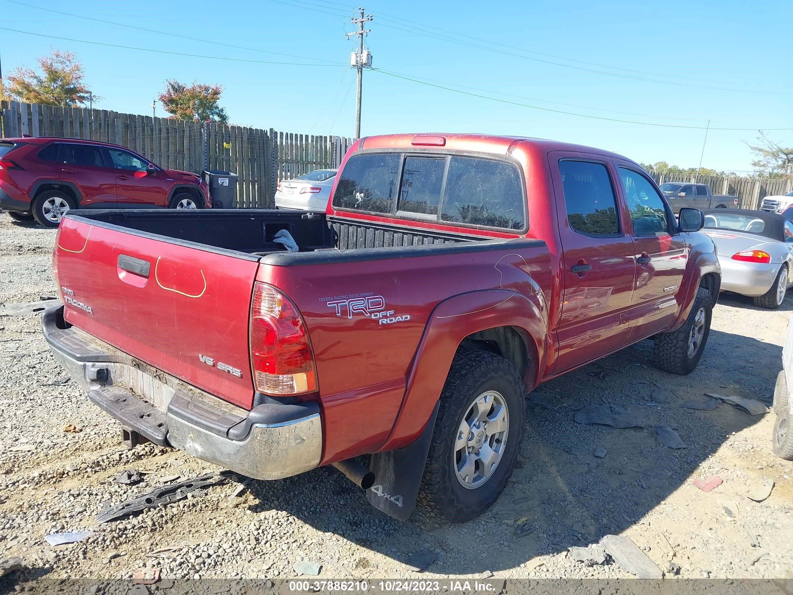 Photo 3 VIN: 5TELU42N37Z392869 - TOYOTA TACOMA 