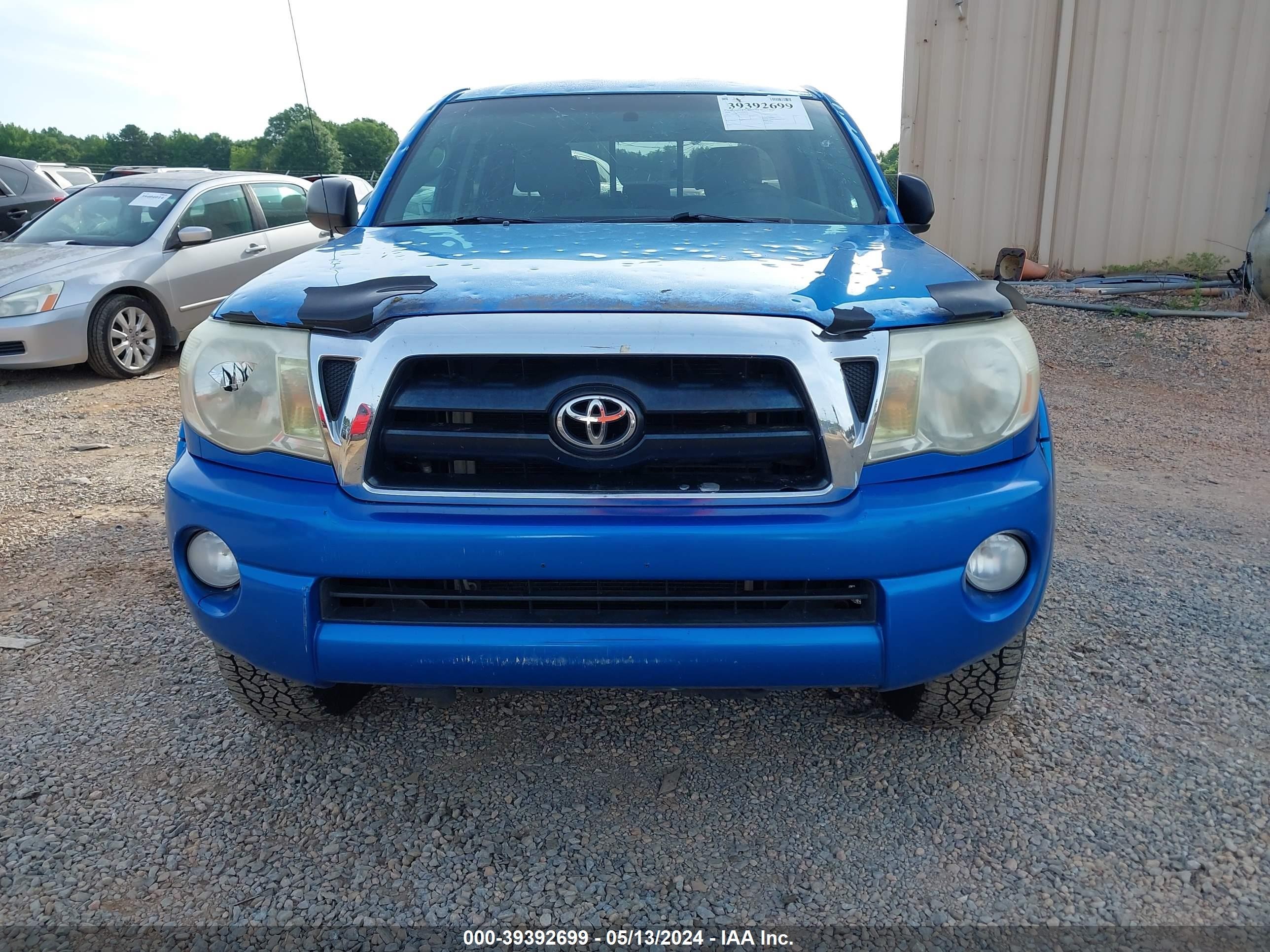 Photo 11 VIN: 5TELU42N38Z575299 - TOYOTA TACOMA 