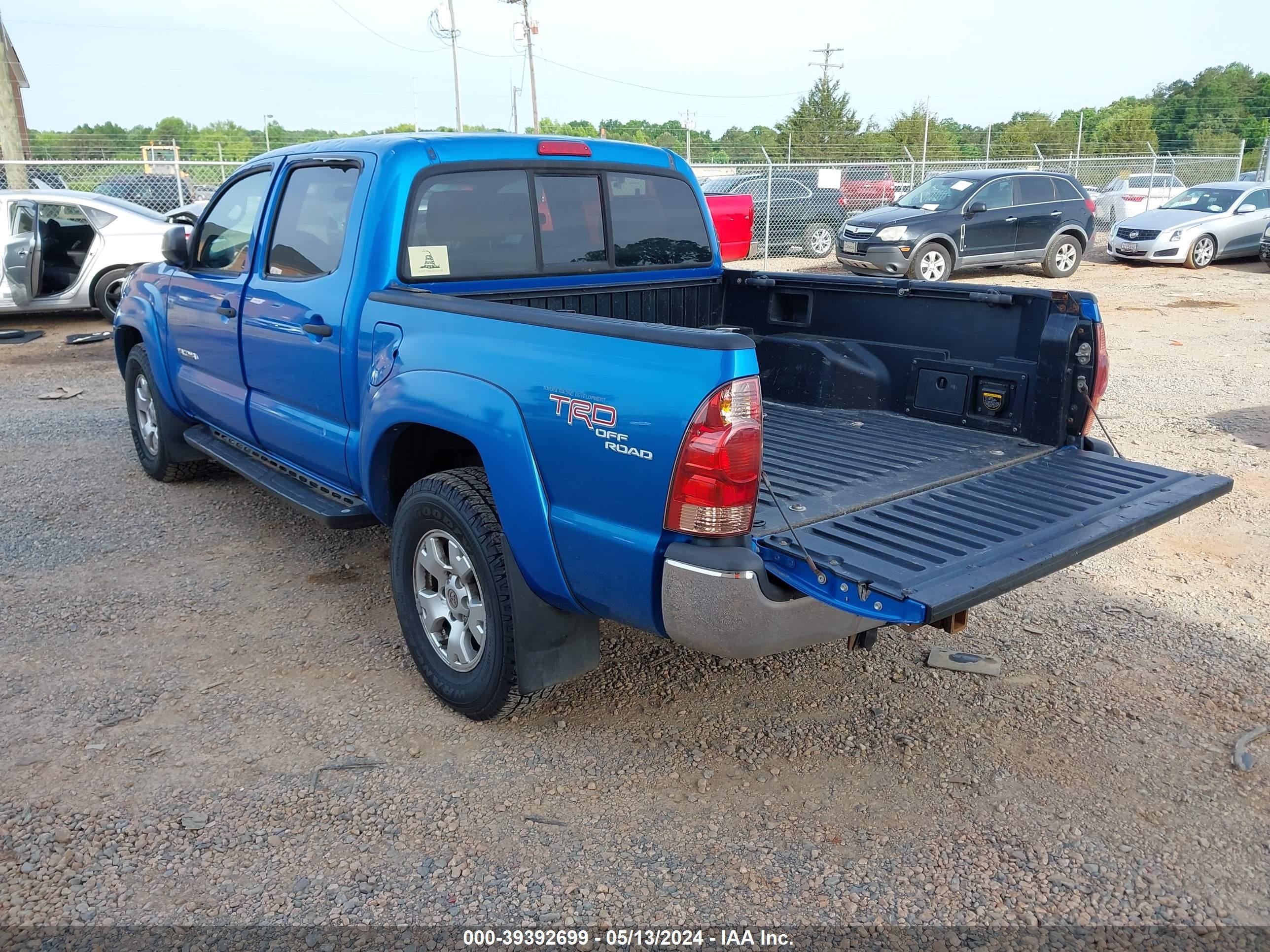 Photo 2 VIN: 5TELU42N38Z575299 - TOYOTA TACOMA 