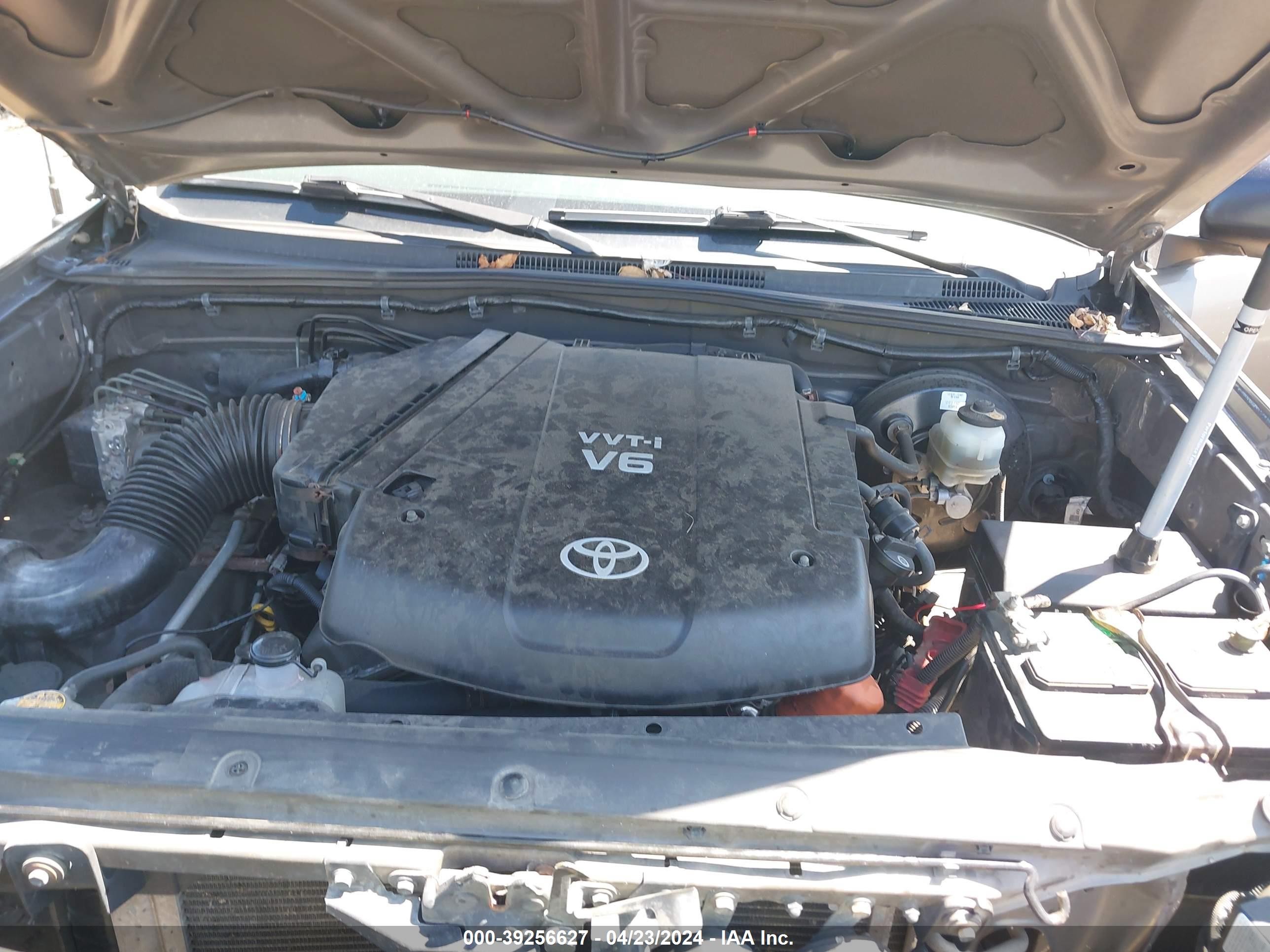 Photo 9 VIN: 5TELU42N39Z618492 - TOYOTA TACOMA 