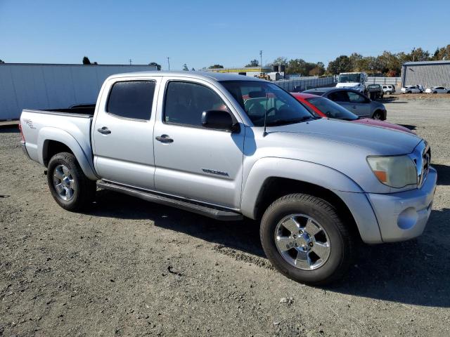 Photo 3 VIN: 5TELU42N45Z087765 - TOYOTA TACOMA DOU 