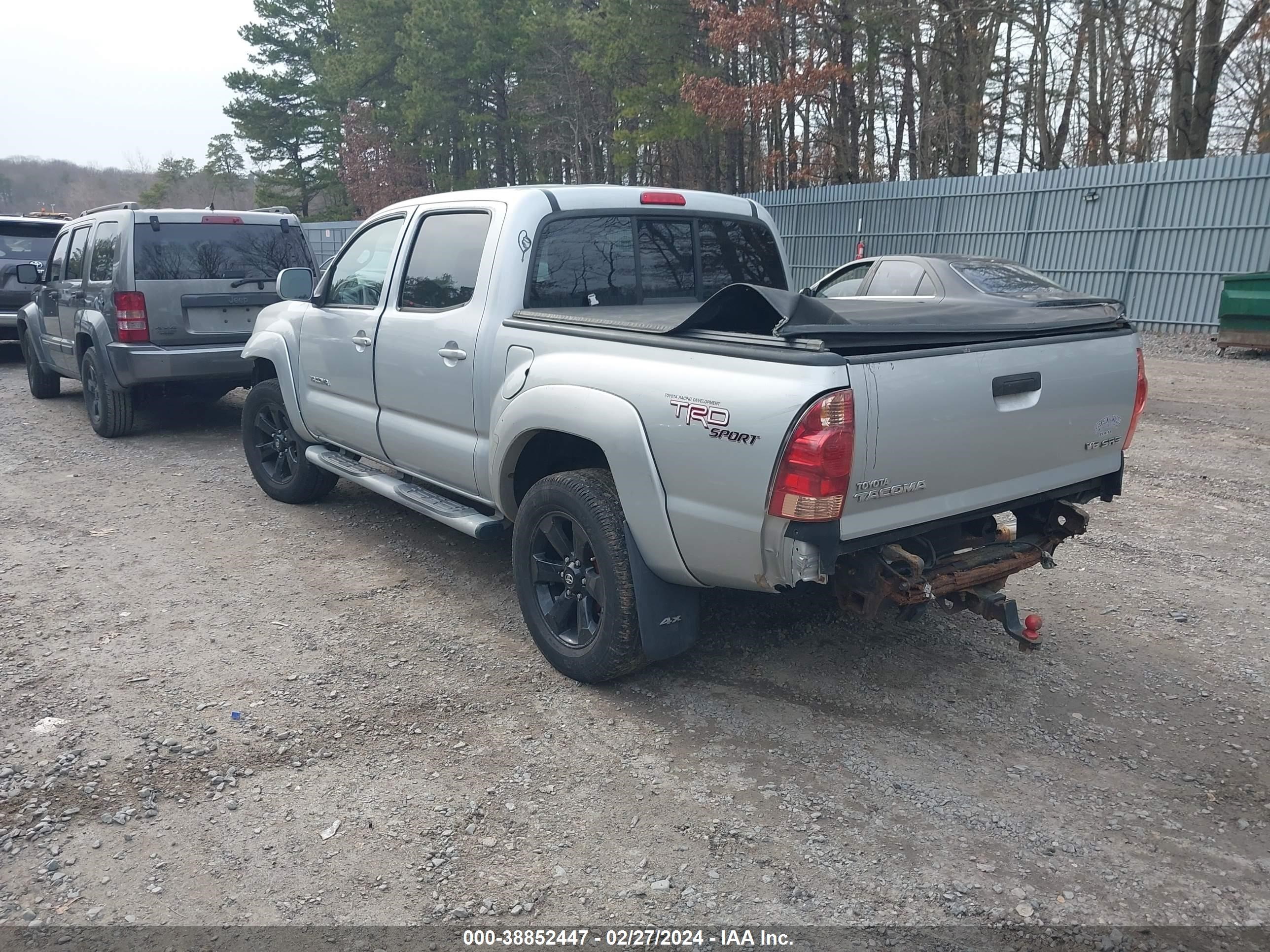 Photo 2 VIN: 5TELU42N46Z149473 - TOYOTA TACOMA 