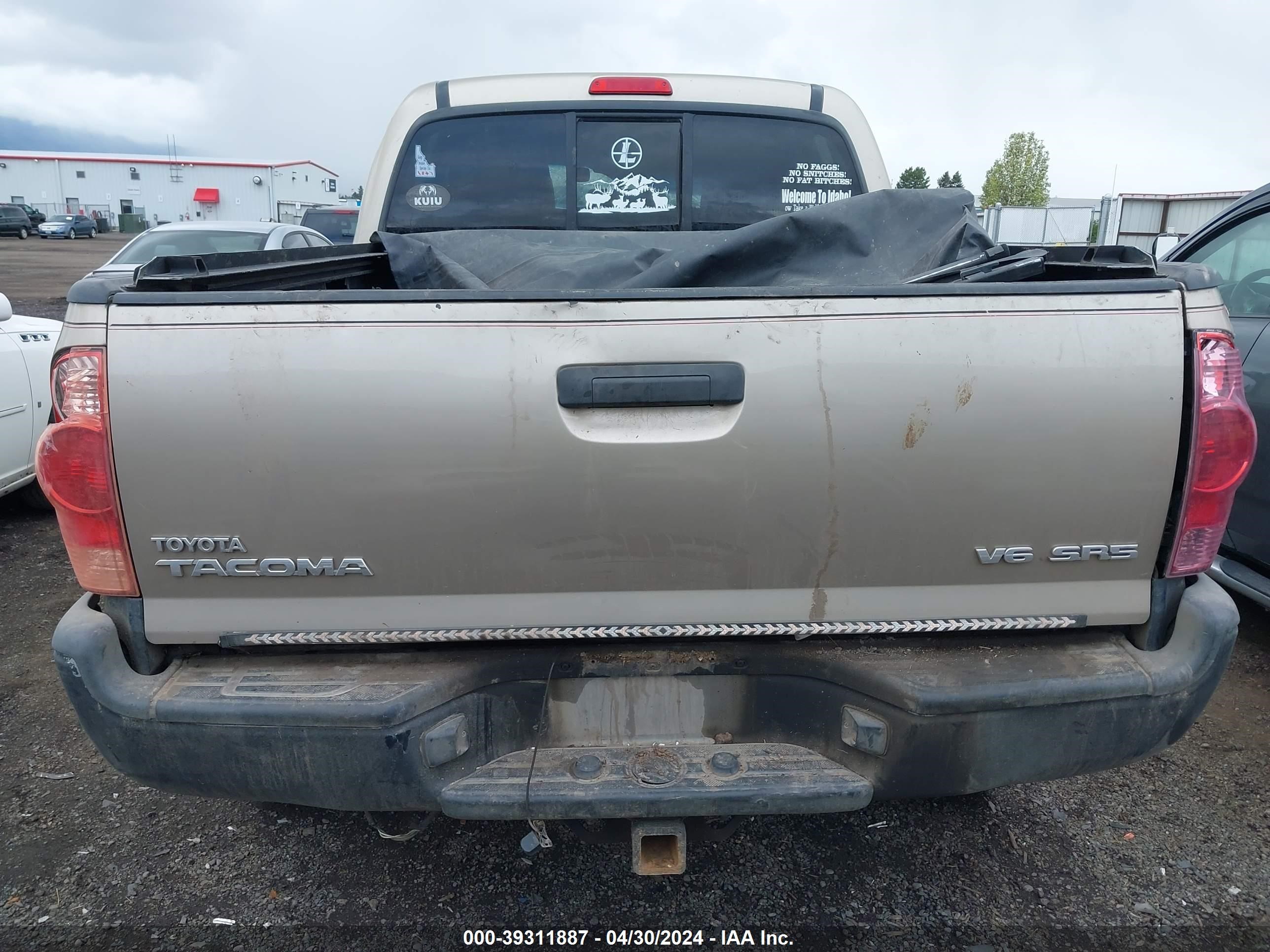 Photo 16 VIN: 5TELU42N477458006 - TOYOTA TACOMA 