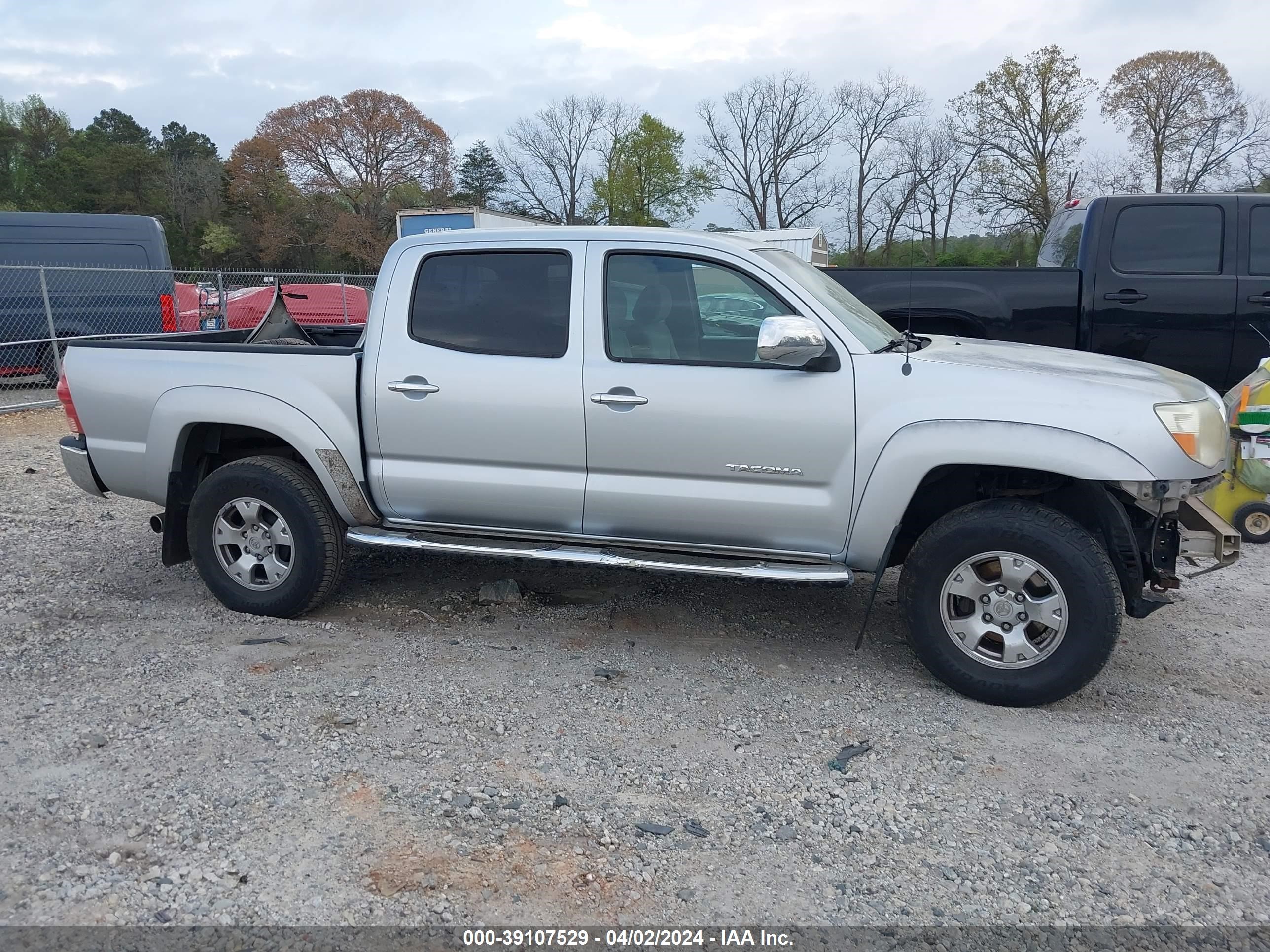 Photo 13 VIN: 5TELU42N48Z510980 - TOYOTA TACOMA 