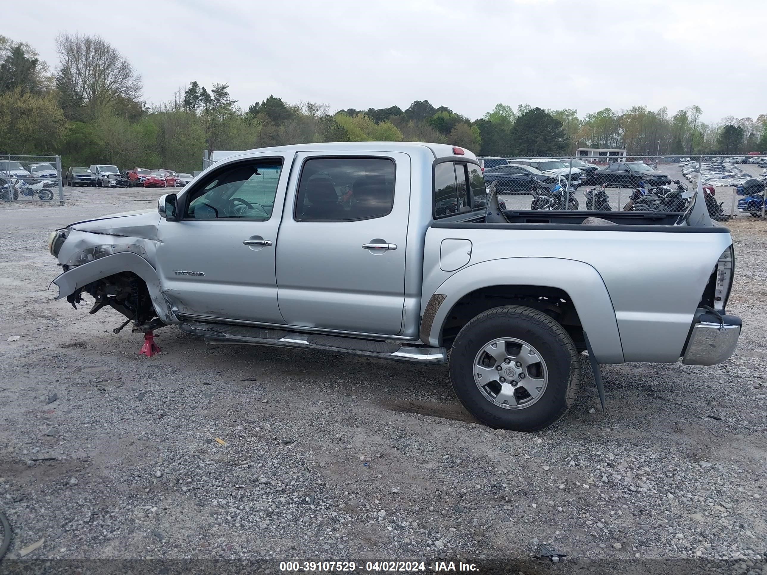 Photo 14 VIN: 5TELU42N48Z510980 - TOYOTA TACOMA 