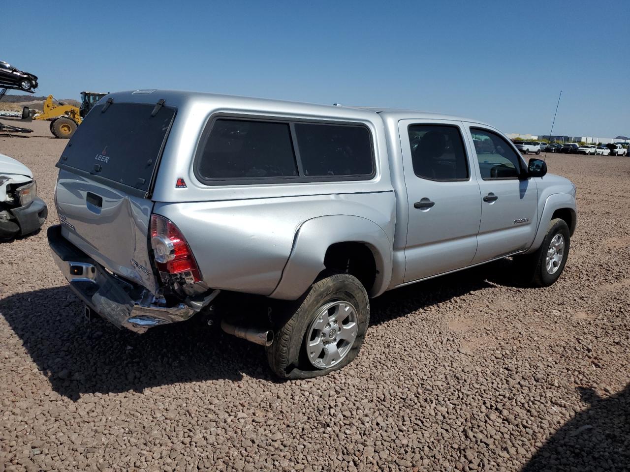 Photo 2 VIN: 5TELU42N49Z594736 - TOYOTA TACOMA 