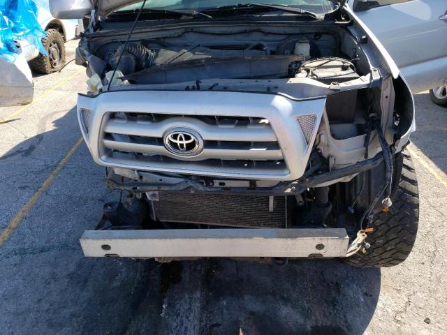 Photo 10 VIN: 5TELU42N49Z605055 - TOYOTA TACOMA DOU 