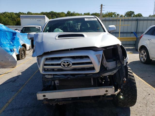 Photo 4 VIN: 5TELU42N49Z605055 - TOYOTA TACOMA DOU 