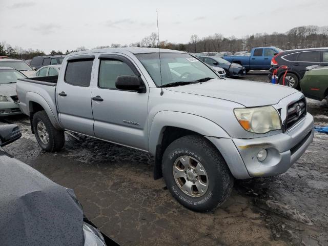 Photo 3 VIN: 5TELU42N55Z135421 - TOYOTA TACOMA 