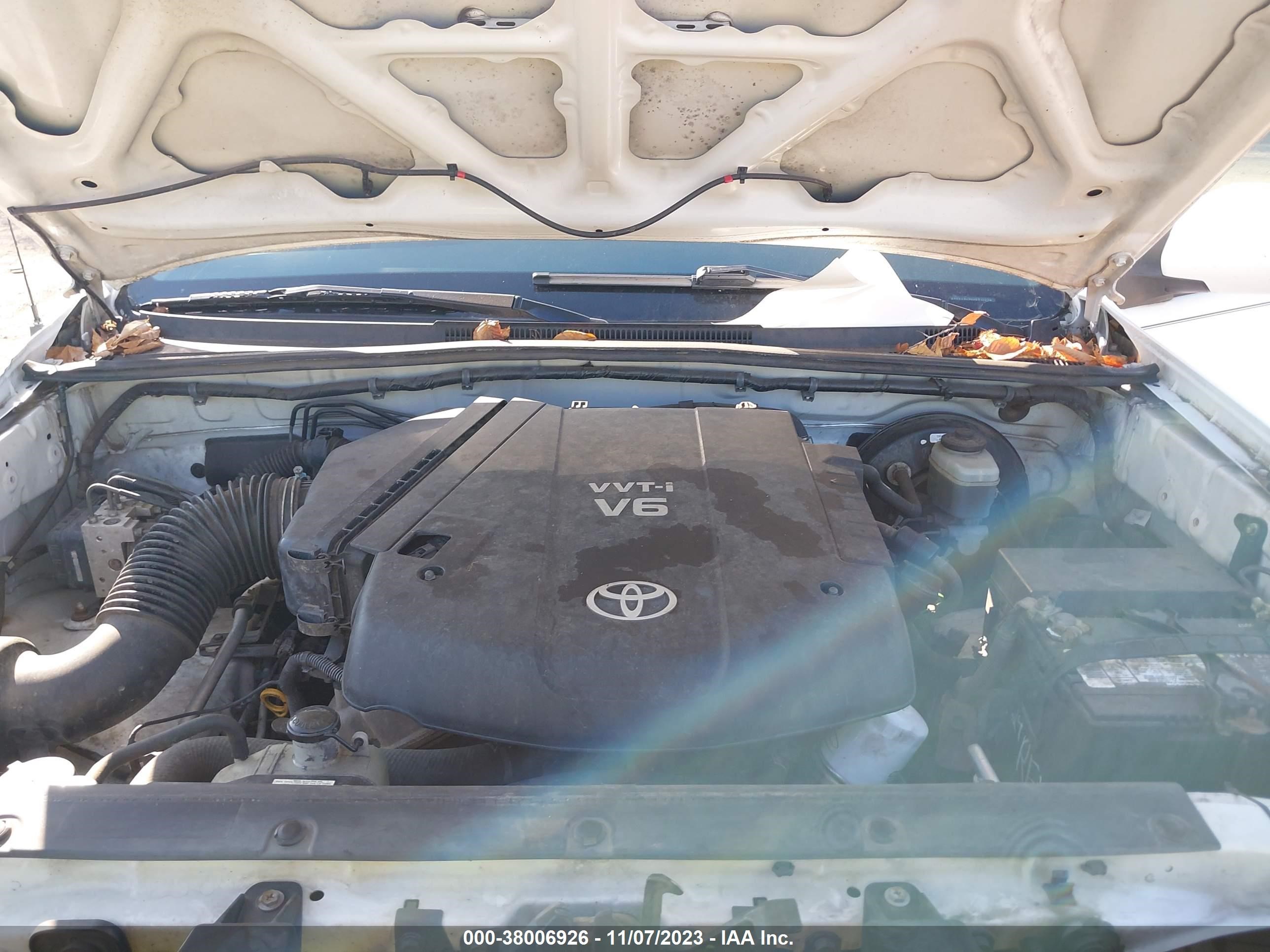 Photo 9 VIN: 5TELU42N65Z035294 - TOYOTA TACOMA 