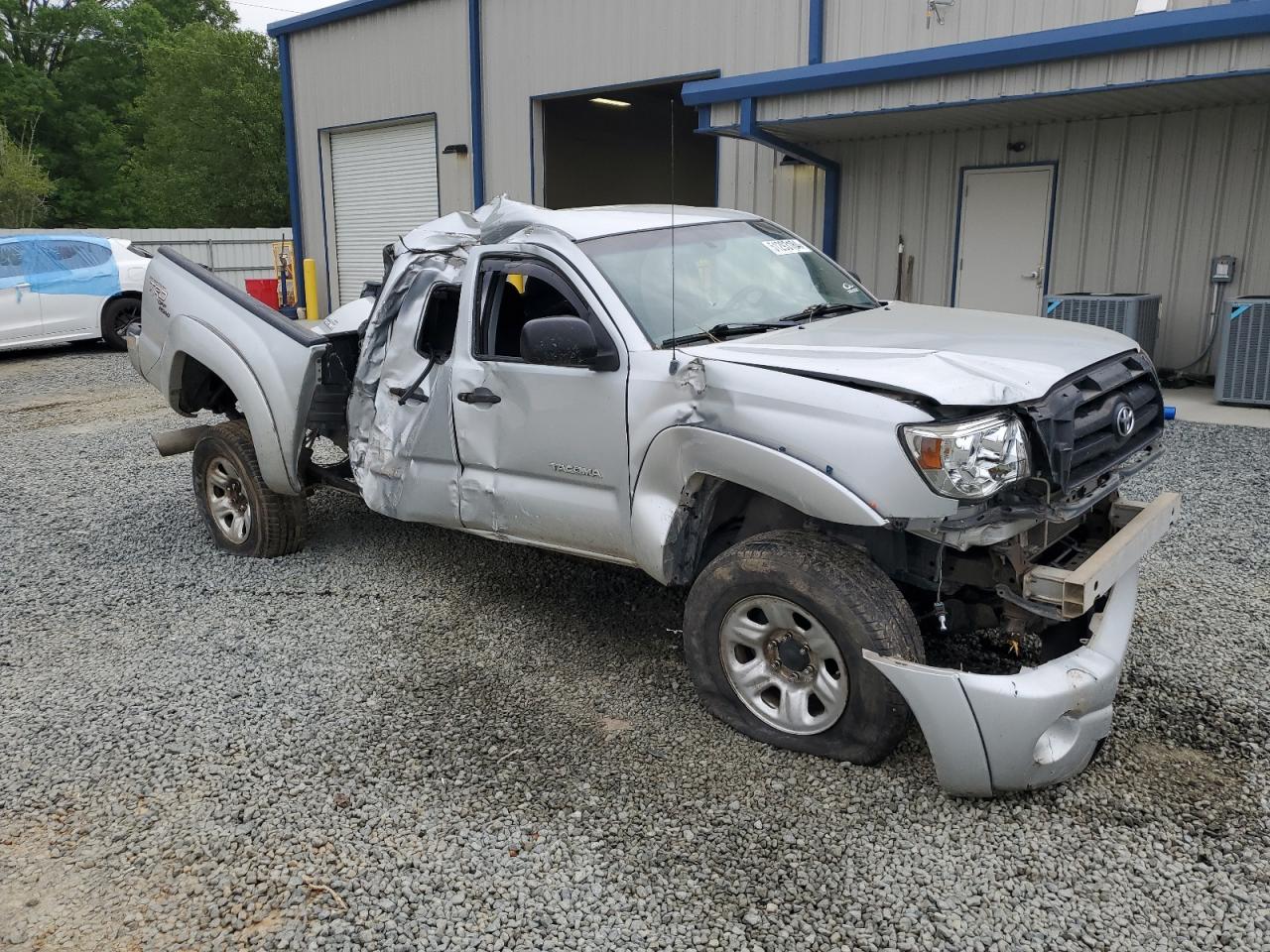 Photo 3 VIN: 5TELU42N65Z039314 - TOYOTA TACOMA 