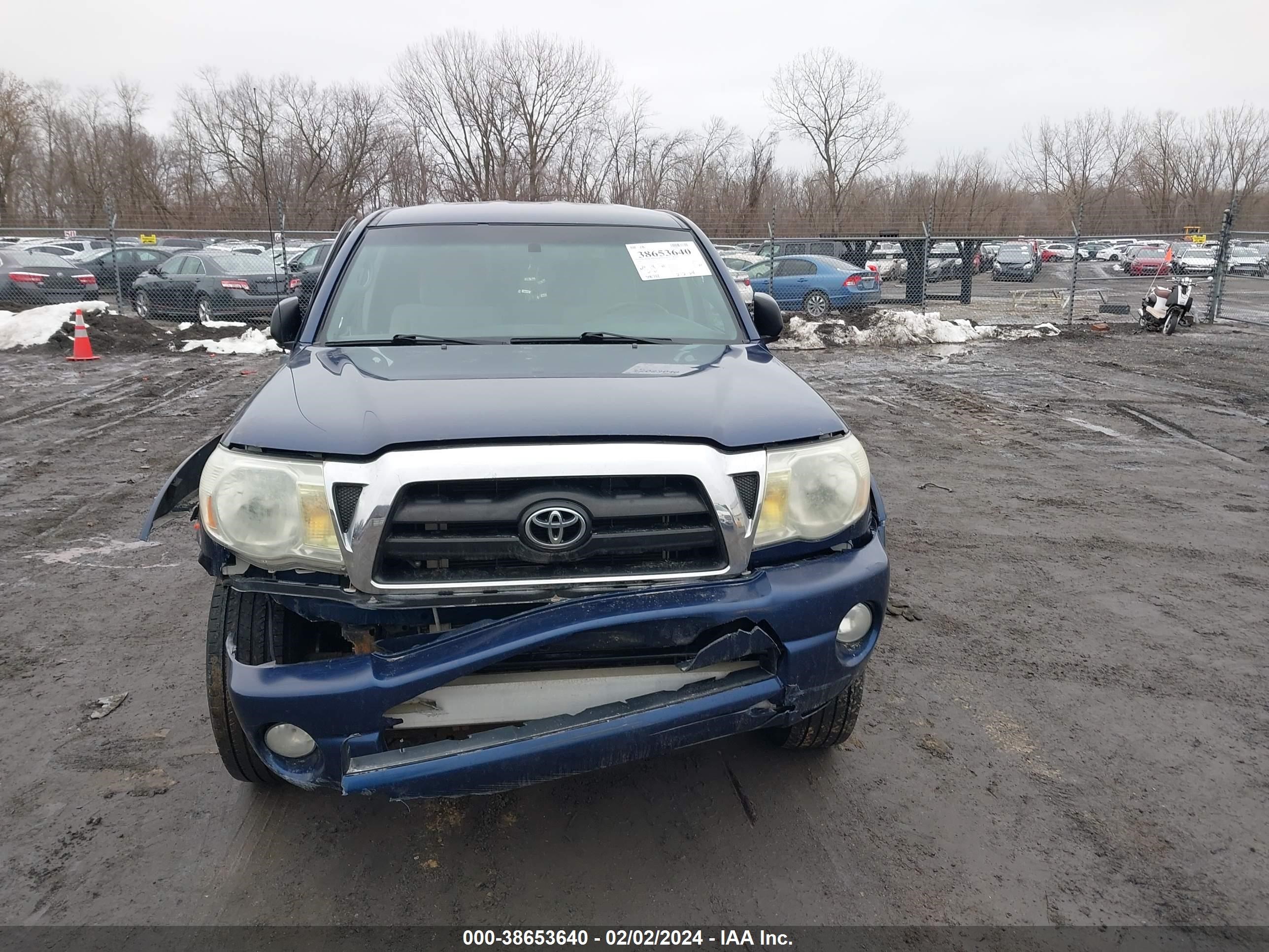 Photo 11 VIN: 5TELU42N68Z498346 - TOYOTA TACOMA 