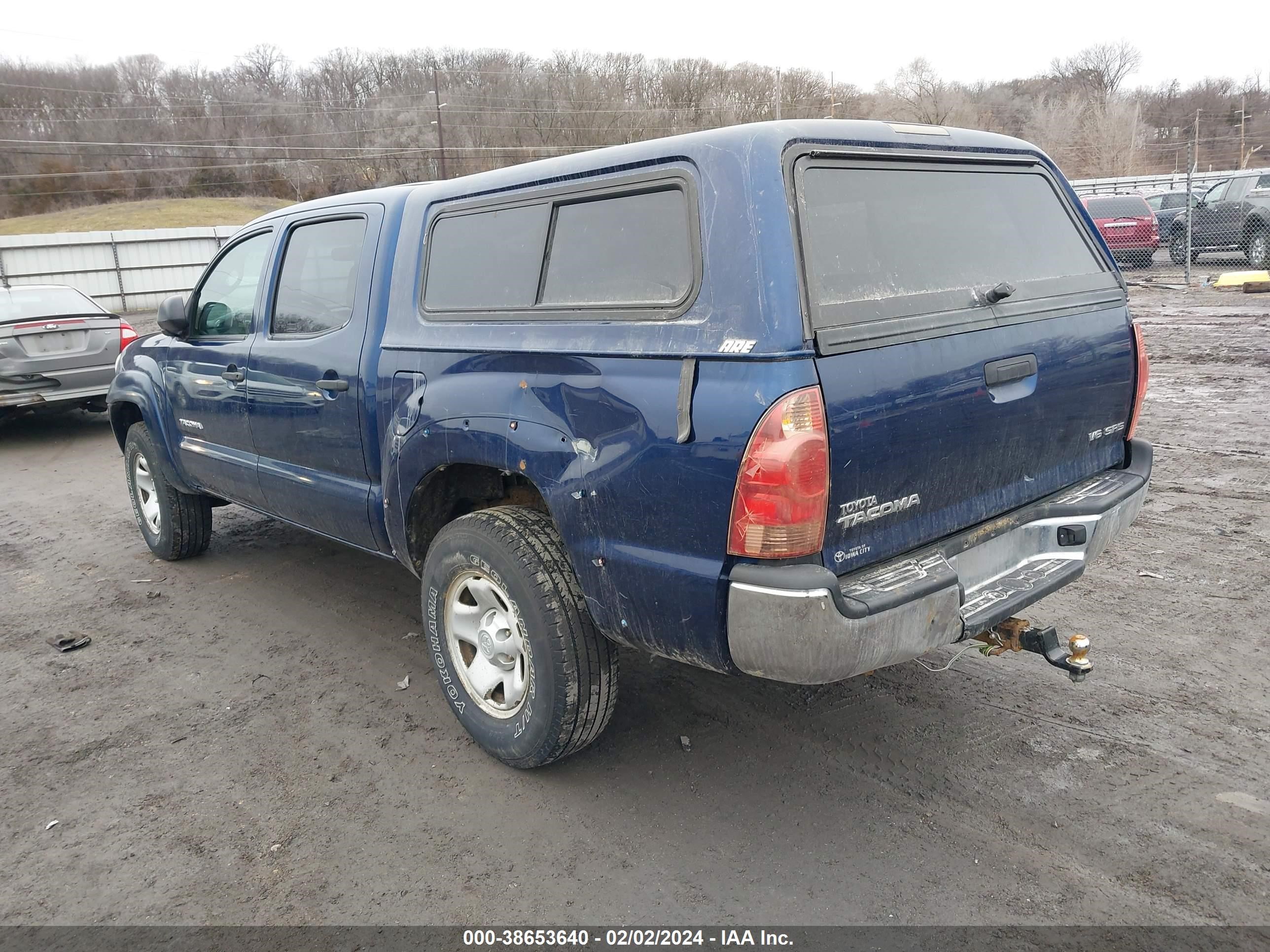 Photo 2 VIN: 5TELU42N68Z498346 - TOYOTA TACOMA 