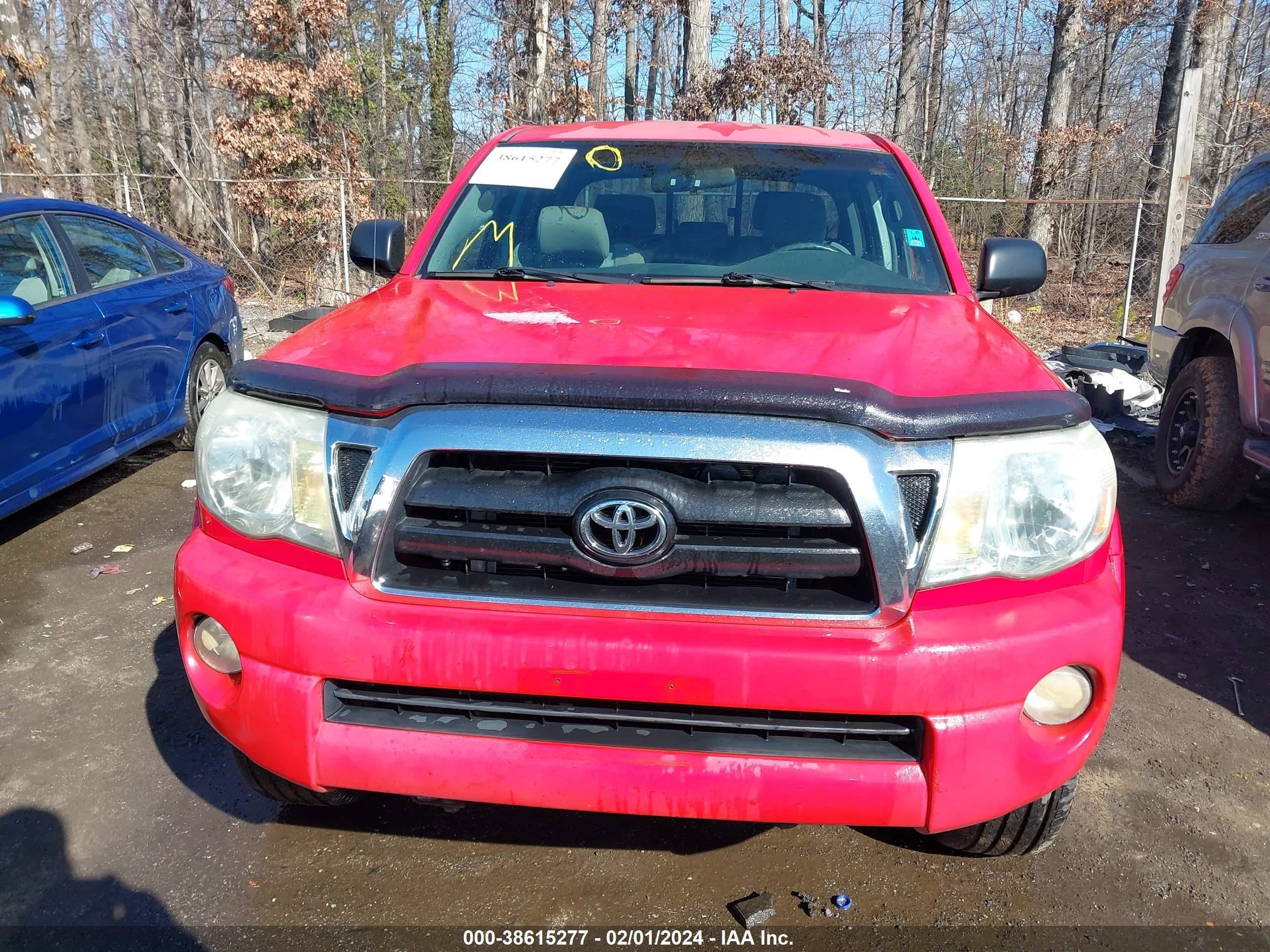 Photo 11 VIN: 5TELU42N68Z578827 - TOYOTA TACOMA 