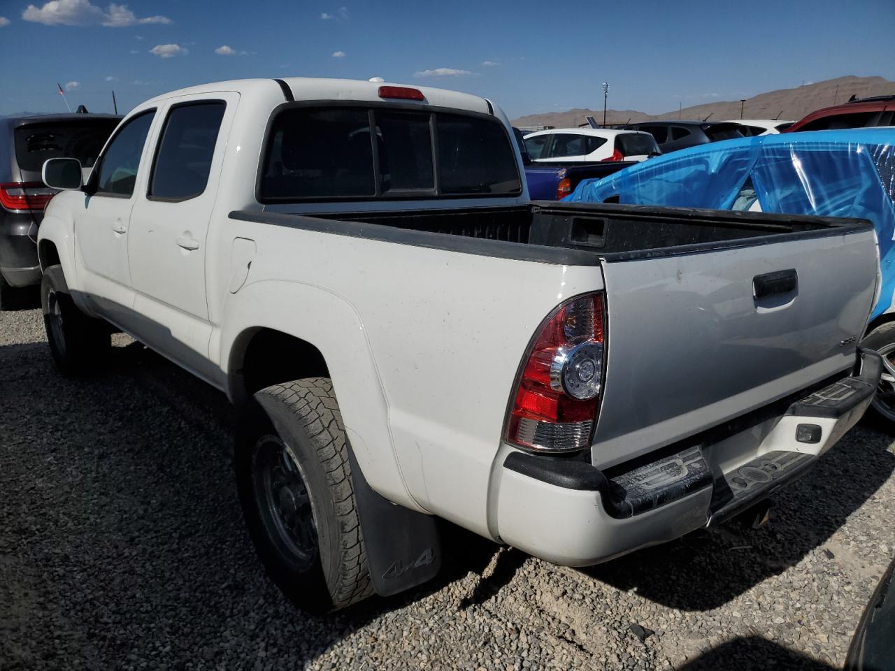 Photo 1 VIN: 5TELU42N69Z604988 - TOYOTA TACOMA 