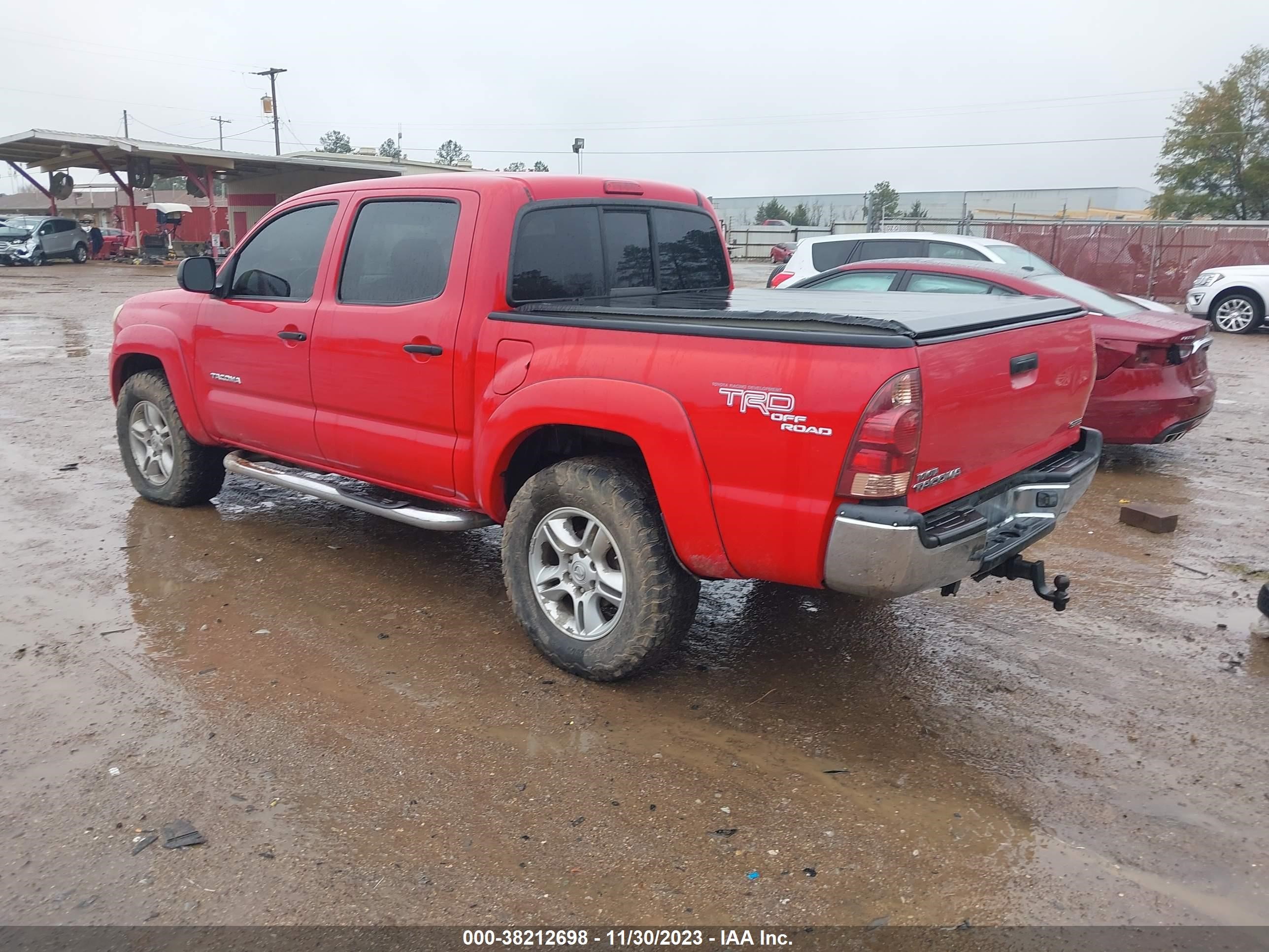 Photo 2 VIN: 5TELU42N75Z132388 - TOYOTA TACOMA 