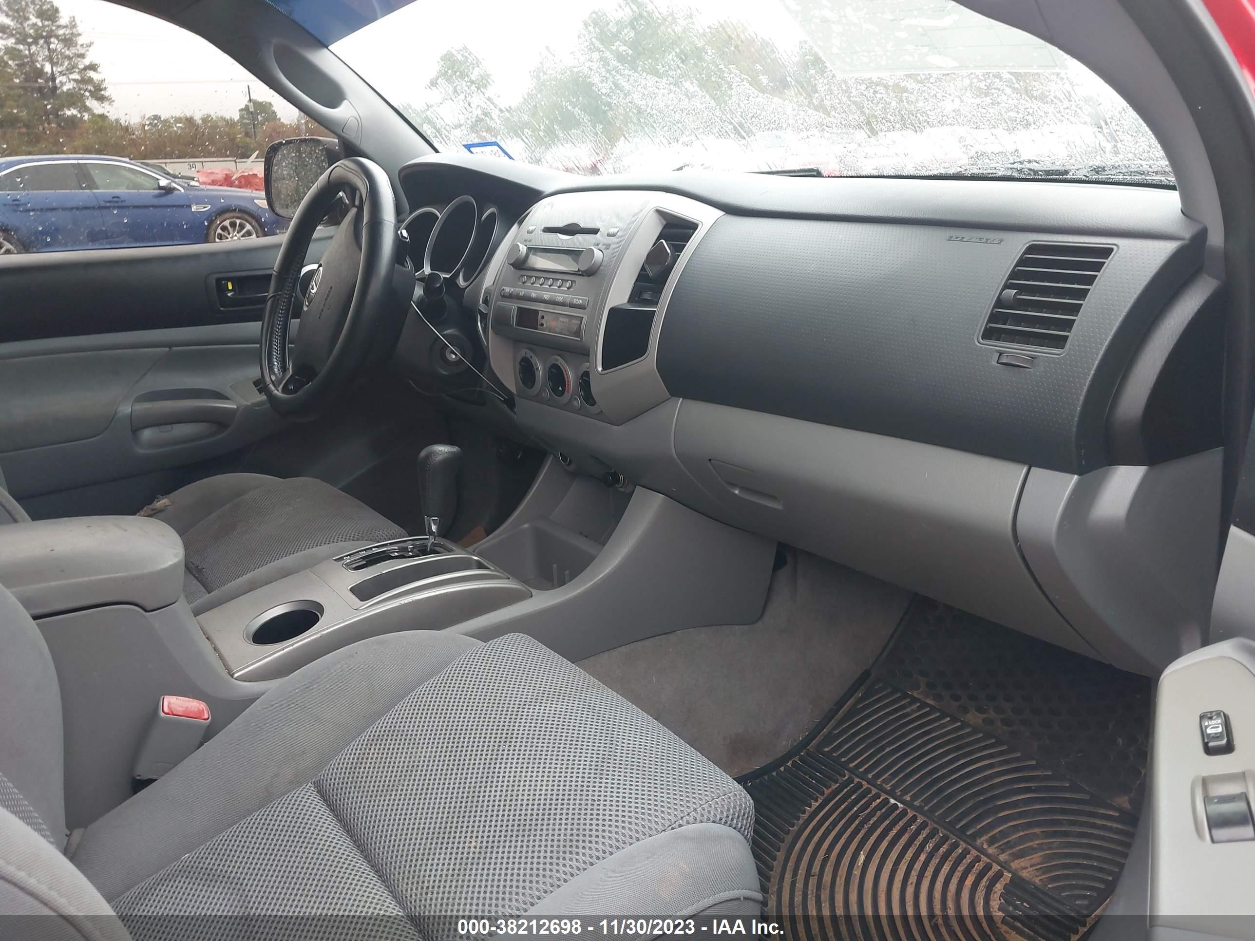 Photo 4 VIN: 5TELU42N75Z132388 - TOYOTA TACOMA 