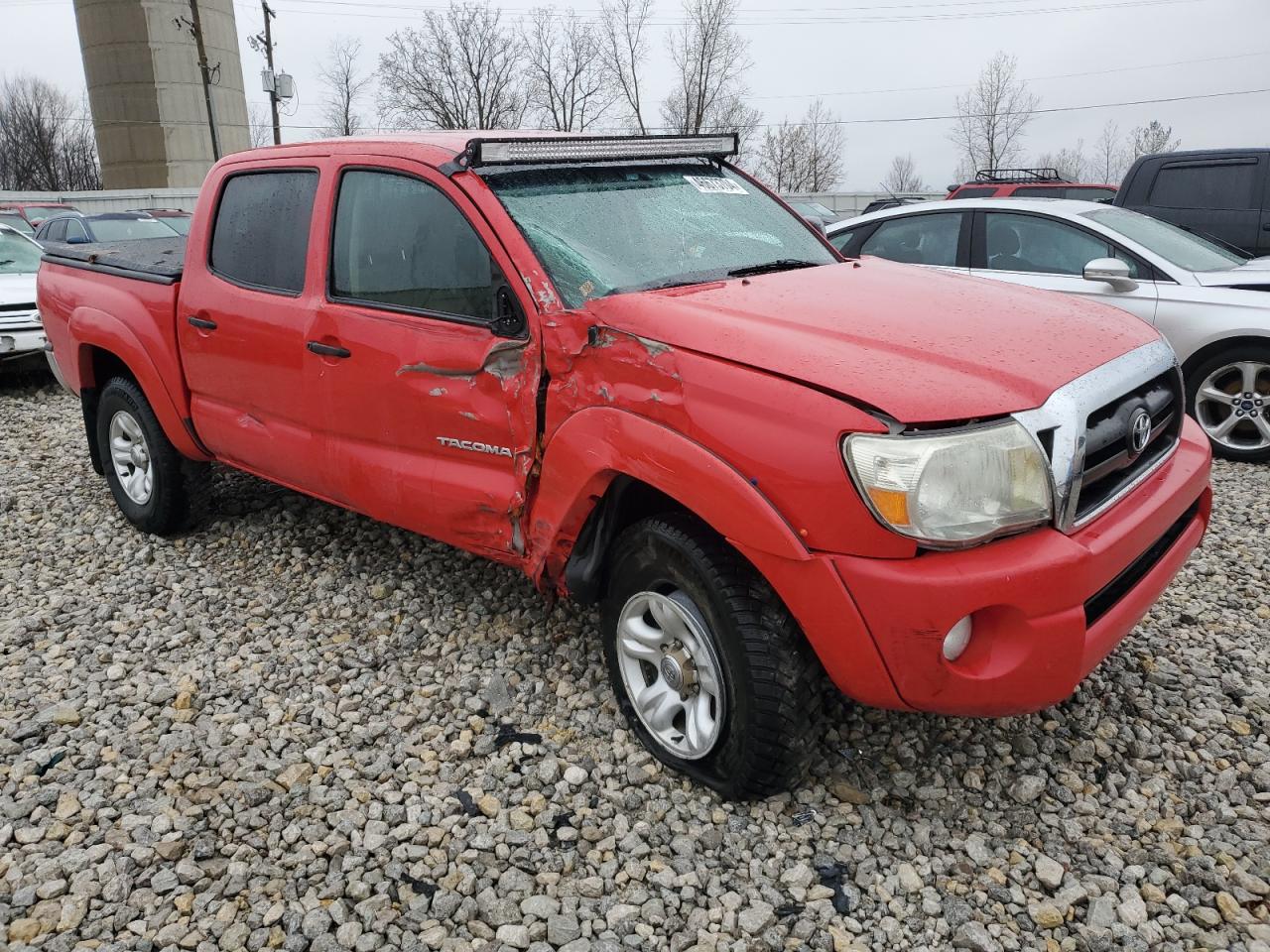 Photo 3 VIN: 5TELU42N78Z547375 - TOYOTA TACOMA 