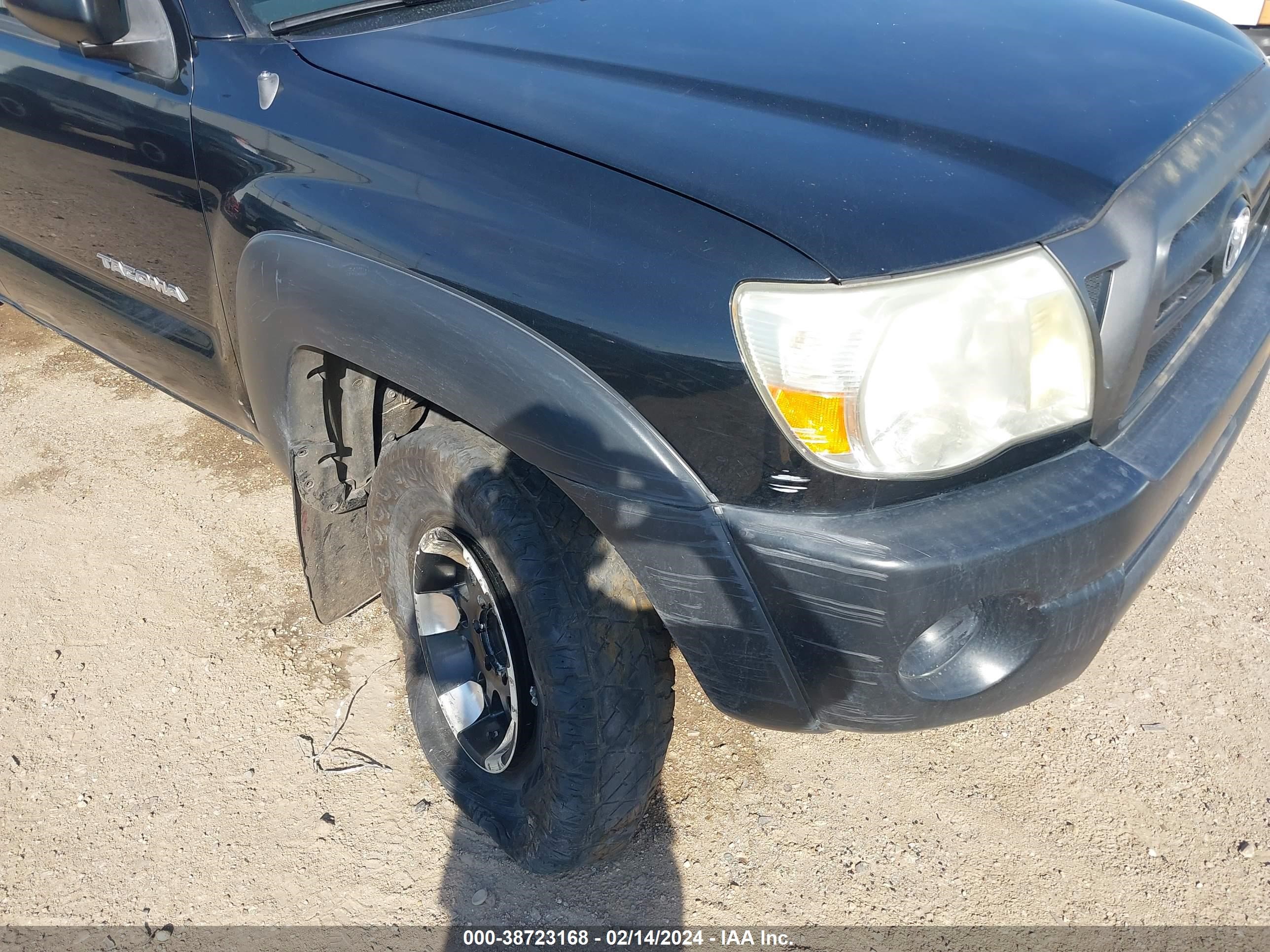 Photo 5 VIN: 5TELU42N78Z552107 - TOYOTA TACOMA 