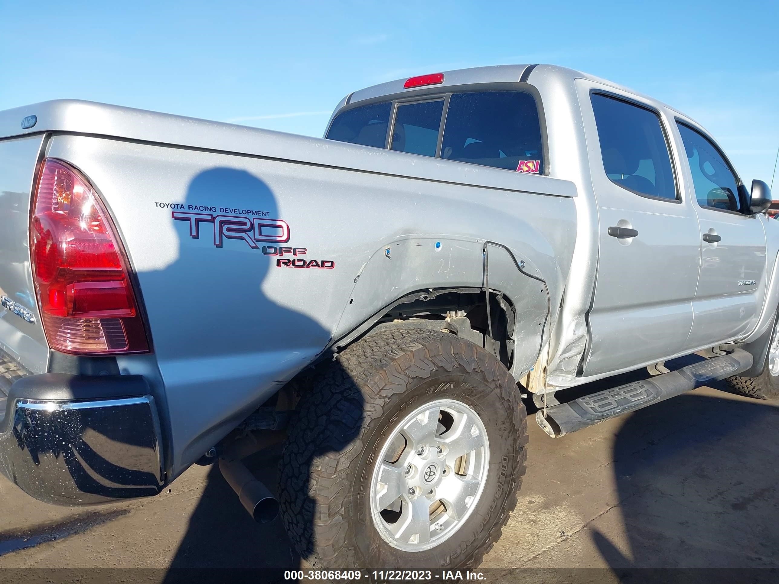 Photo 5 VIN: 5TELU42N78Z575354 - TOYOTA TACOMA 