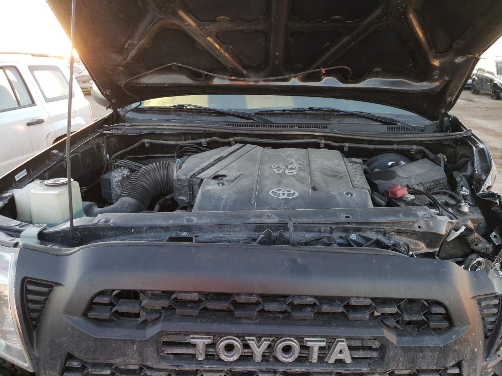 Photo 6 VIN: 5TELU42N79Z609388 - TOYOTA TACOMA DOU 