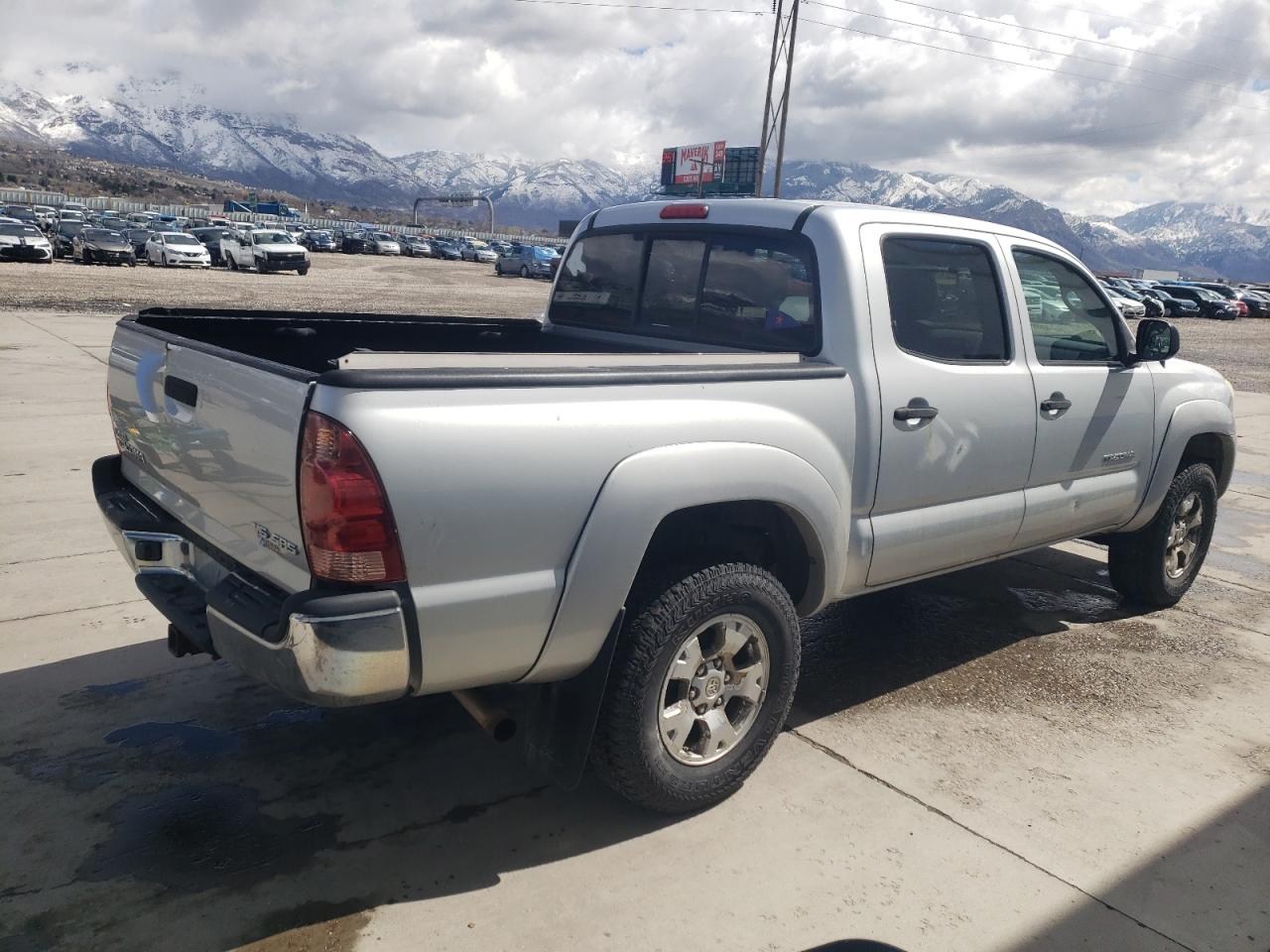 Photo 2 VIN: 5TELU42N96Z286134 - TOYOTA TACOMA 