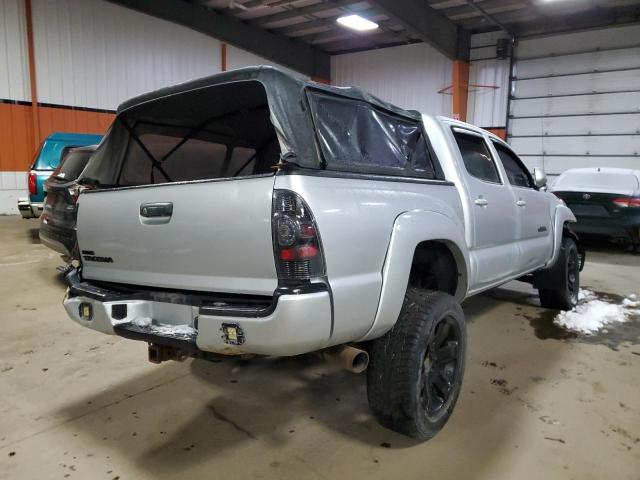 Photo 2 VIN: 5TELU42N99Z615516 - TOYOTA TACOMA DOU 