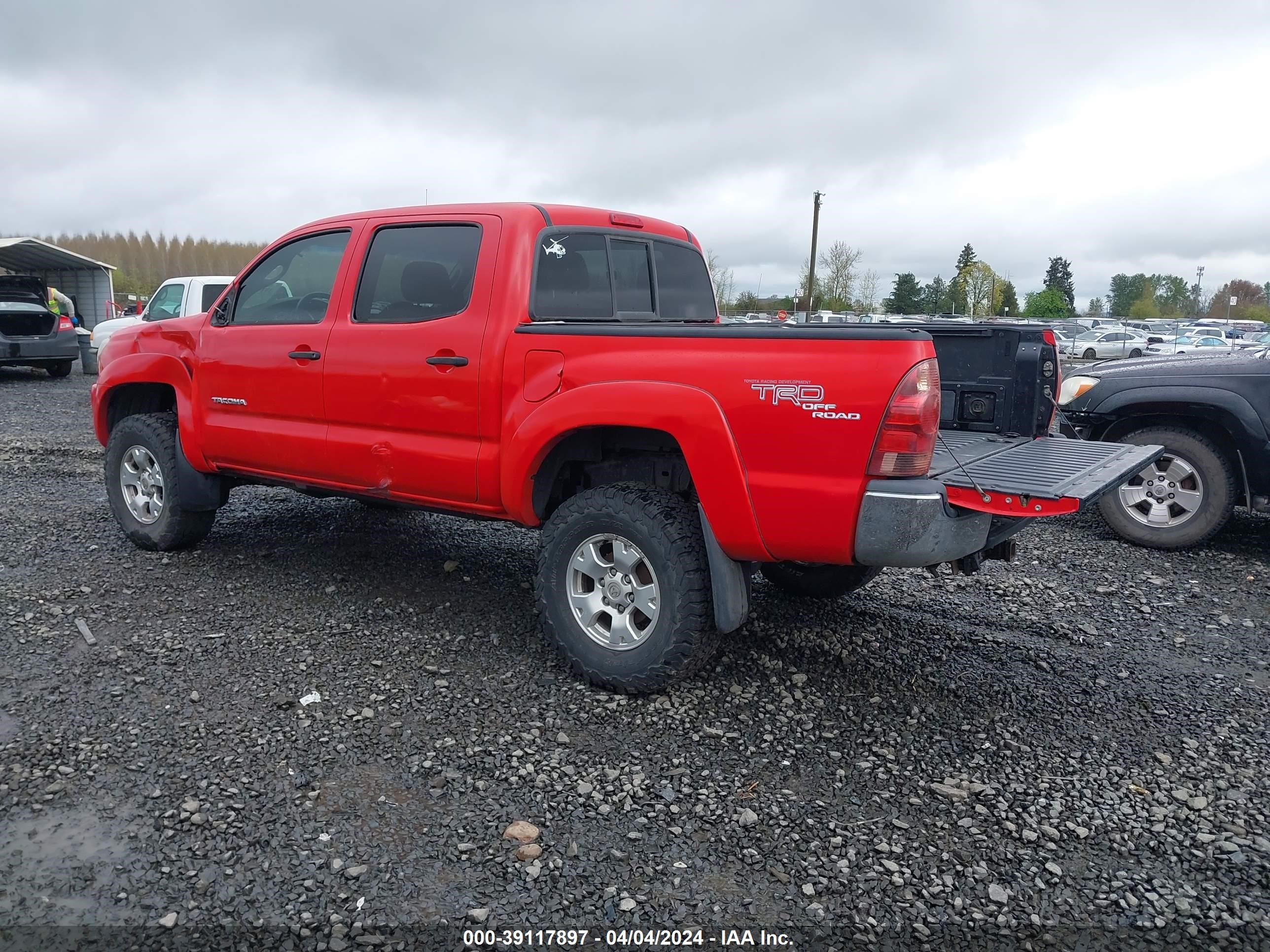 Photo 2 VIN: 5TELU42NX5Z026338 - TOYOTA TACOMA 