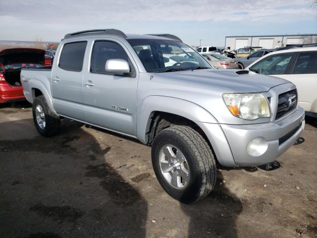 Photo 3 VIN: 5TELU42NX5Z042748 - TOYOTA TACOMA 