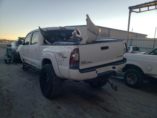 Photo 2 VIN: 5TELU4EN3AZ680247 - TOYOTA TACOMA DOU 