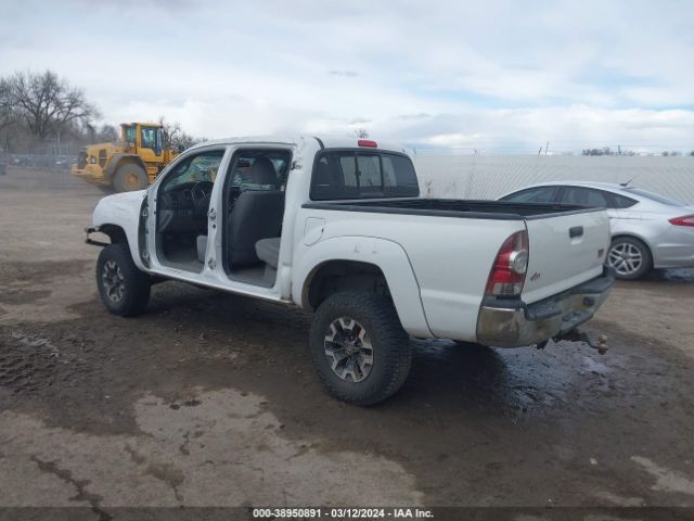 Photo 2 VIN: 5TELU4EN7AZ689940 - TOYOTA TACOMA 