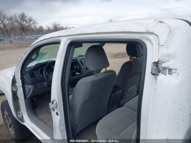 Photo 5 VIN: 5TELU4EN7AZ689940 - TOYOTA TACOMA 