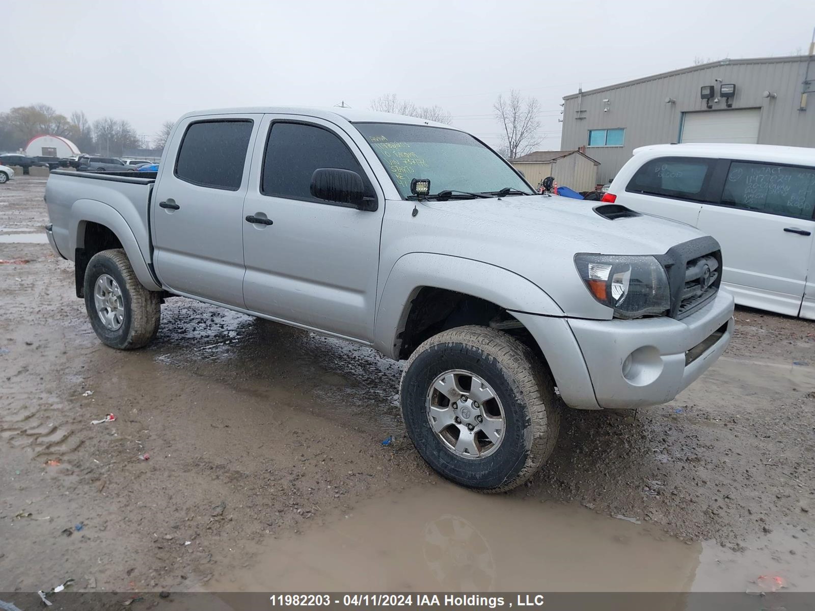 Photo 0 VIN: 5TELU4EN7AZ737176 - TOYOTA TACOMA 