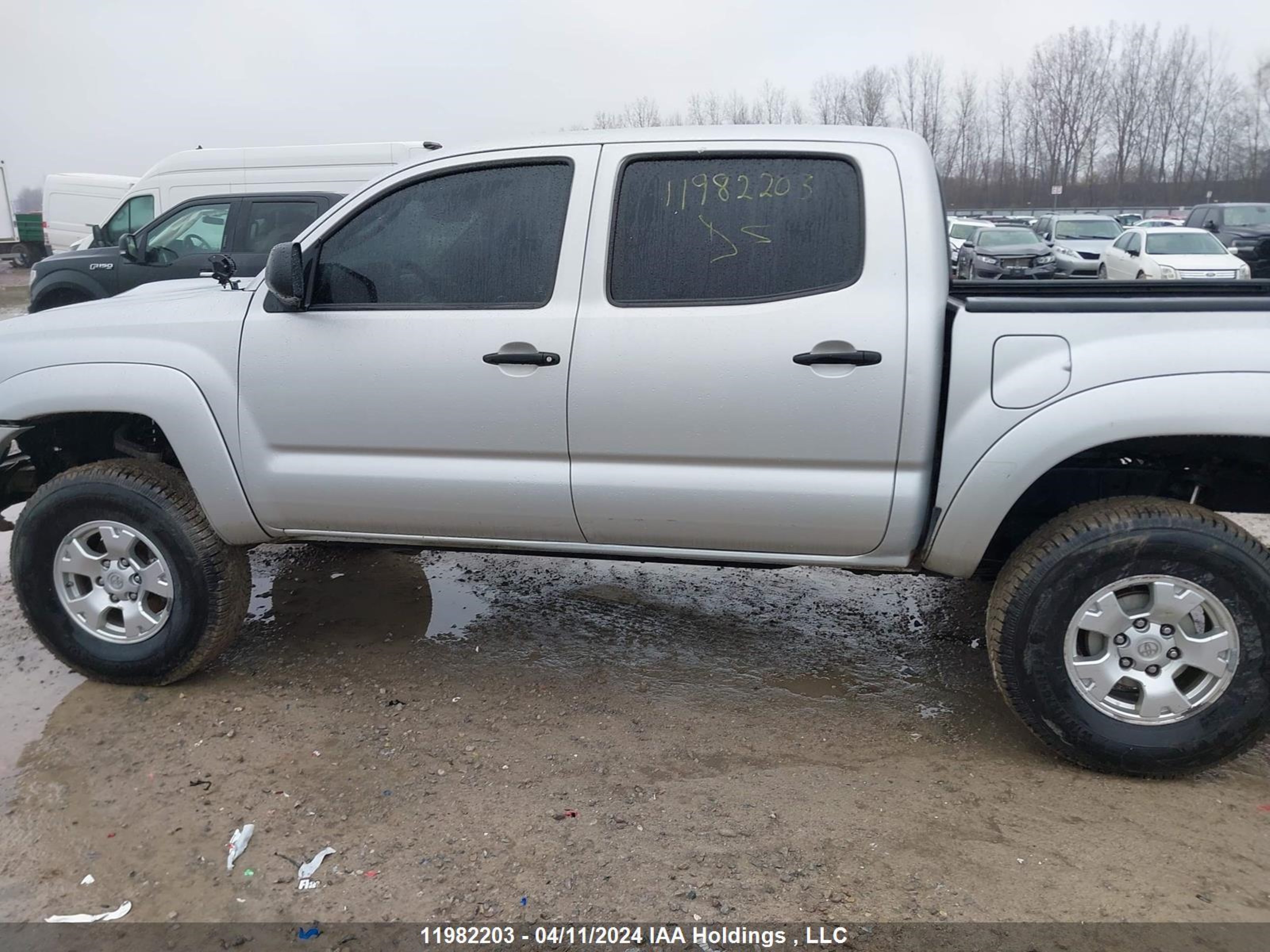 Photo 14 VIN: 5TELU4EN7AZ737176 - TOYOTA TACOMA 