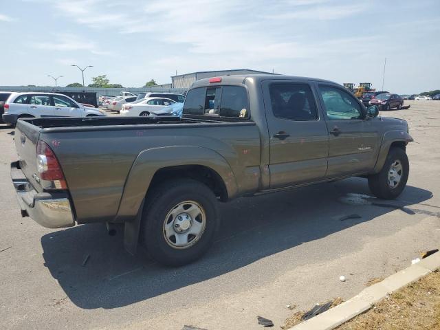 Photo 2 VIN: 5TEMU4FN7AZ715701 - TOYOTA TACOMA DOU 