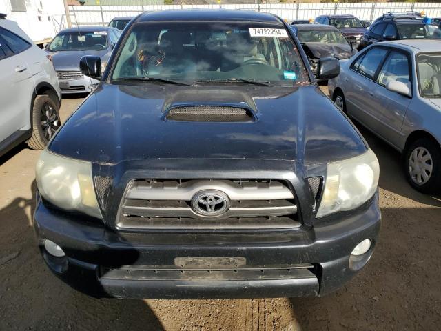 Photo 4 VIN: 5TEMU4FN7AZ737200 - TOYOTA TACOMA DOU 