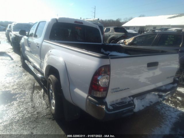 Photo 2 VIN: 5TEMU4FNXAZ735456 - TOYOTA TACOMA 