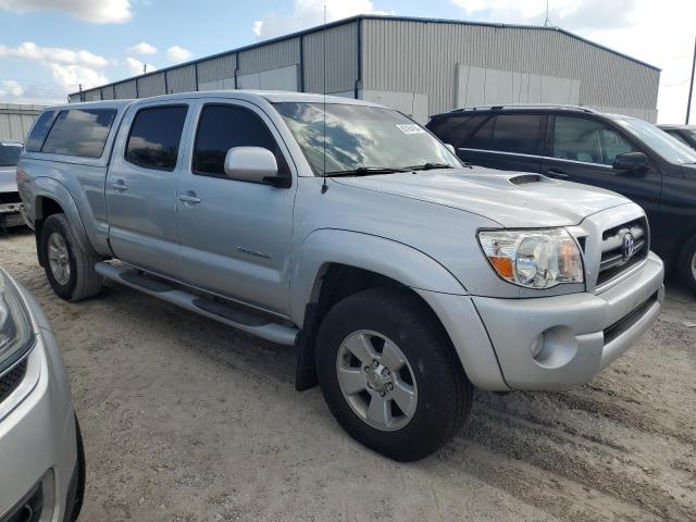 Photo 3 VIN: 5TEMU52N18Z570807 - TOYOTA TACOMA DOU 