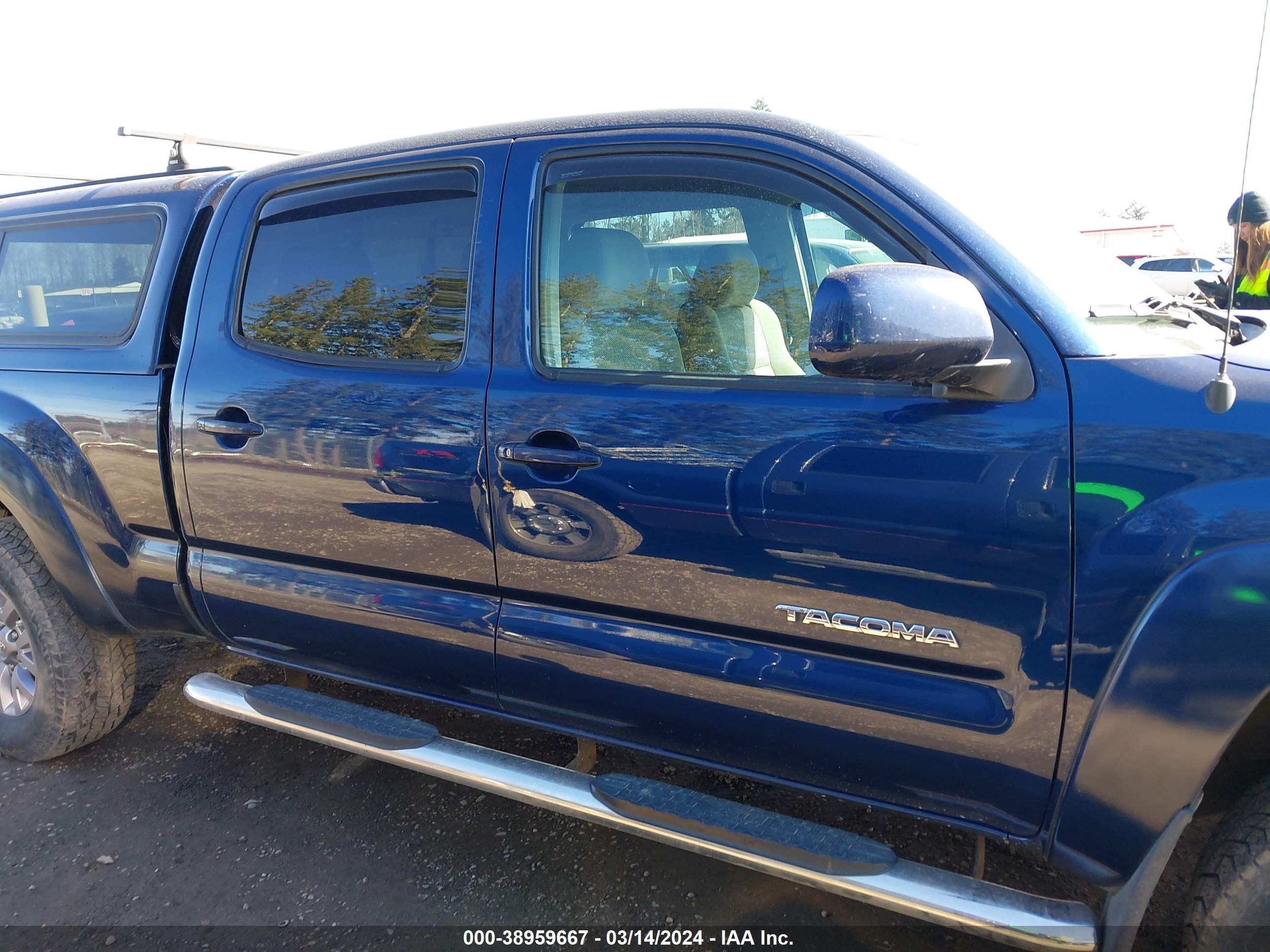 Photo 12 VIN: 5TEMU52N38Z589441 - TOYOTA TACOMA 