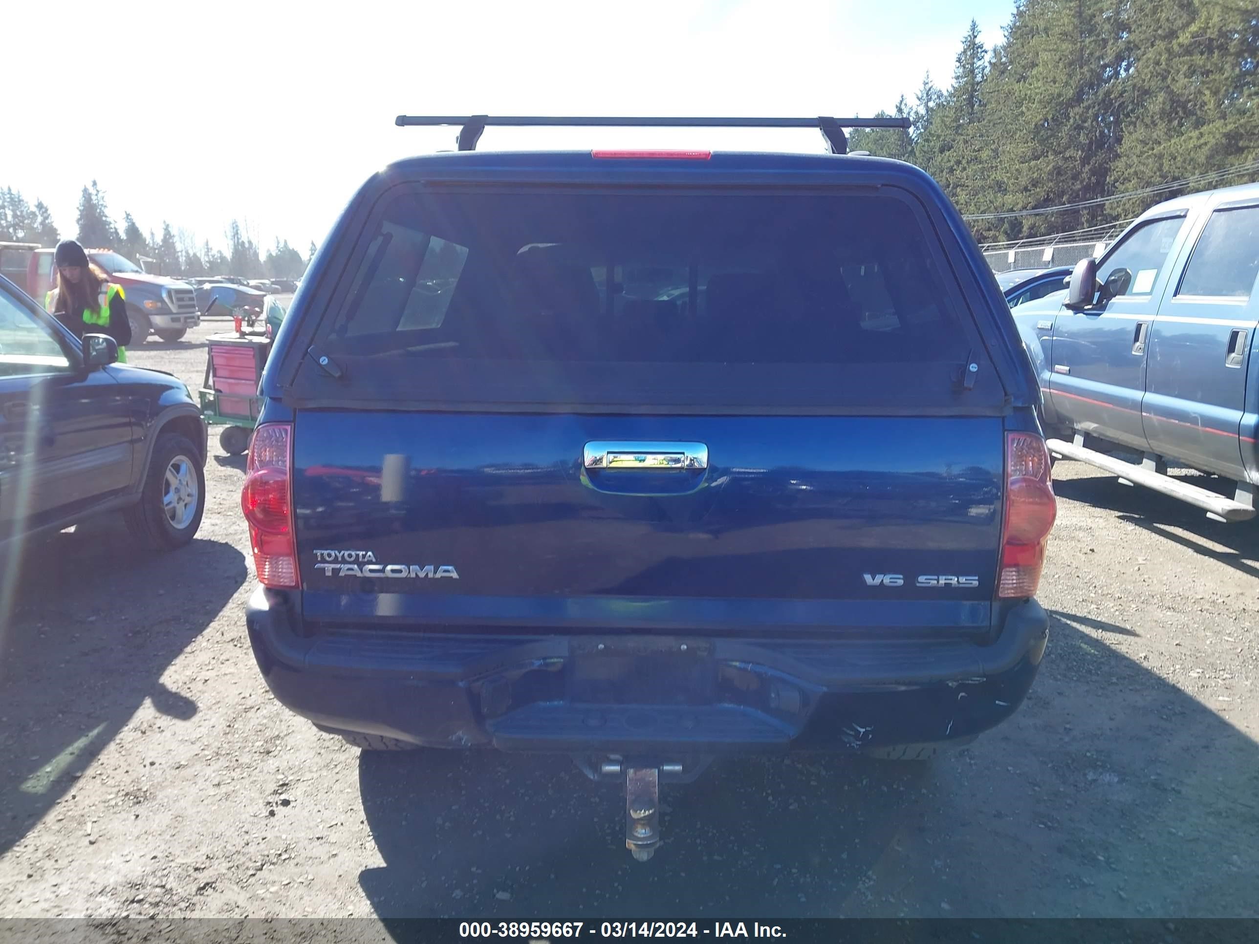 Photo 15 VIN: 5TEMU52N38Z589441 - TOYOTA TACOMA 