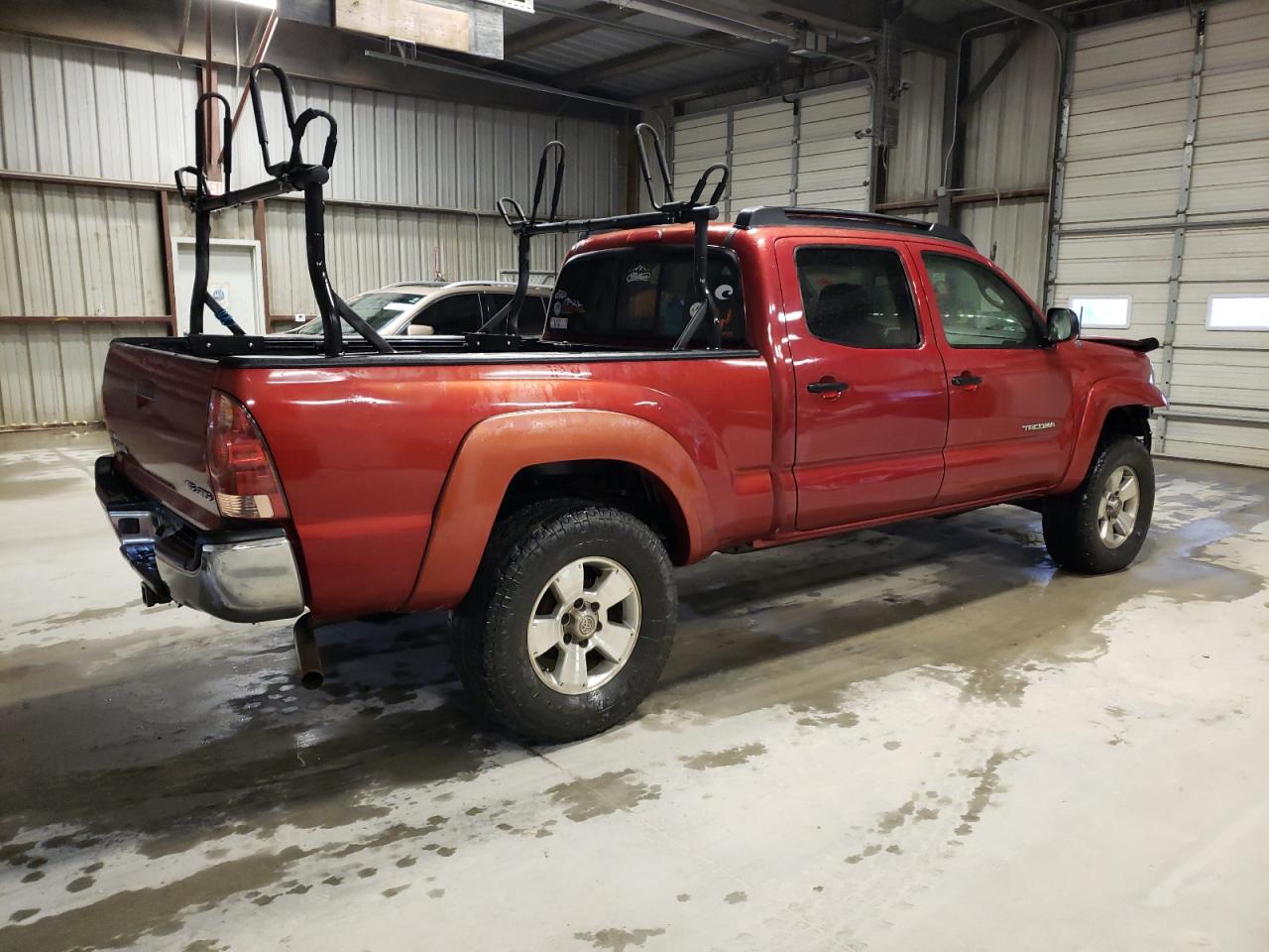 Photo 2 VIN: 5TEMU52N75Z118274 - TOYOTA TACOMA 